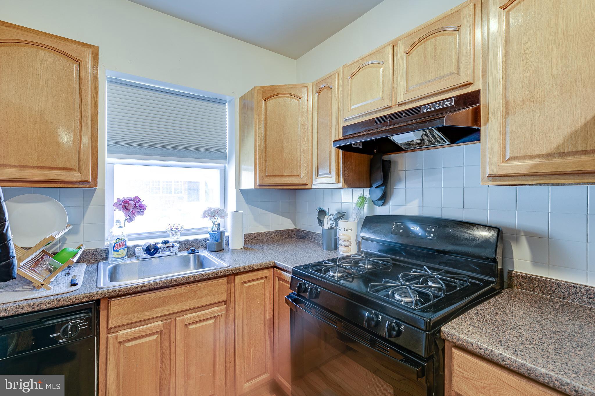 BELLA VISTA - Residential Lease