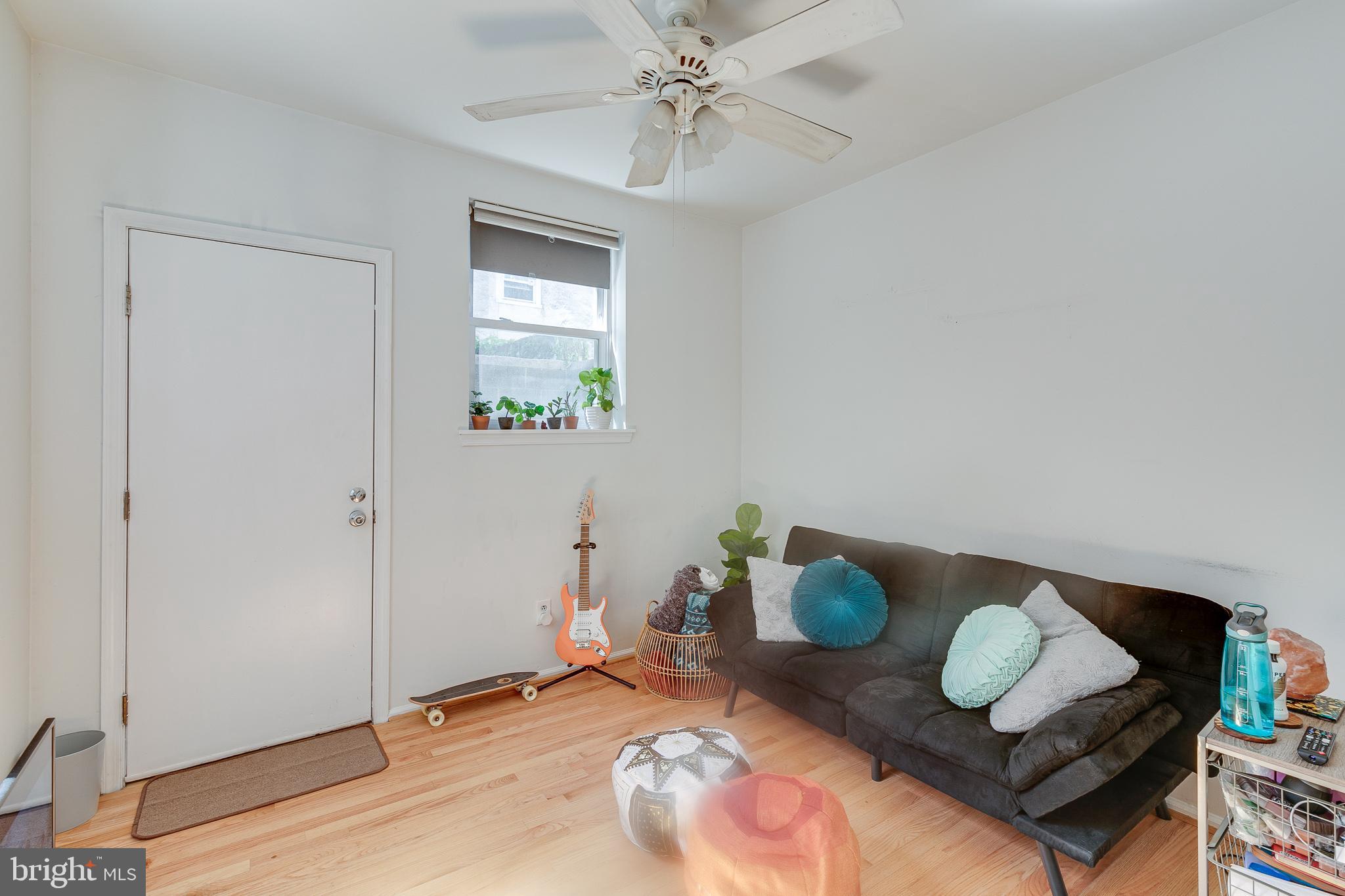 BELLA VISTA - Residential Lease