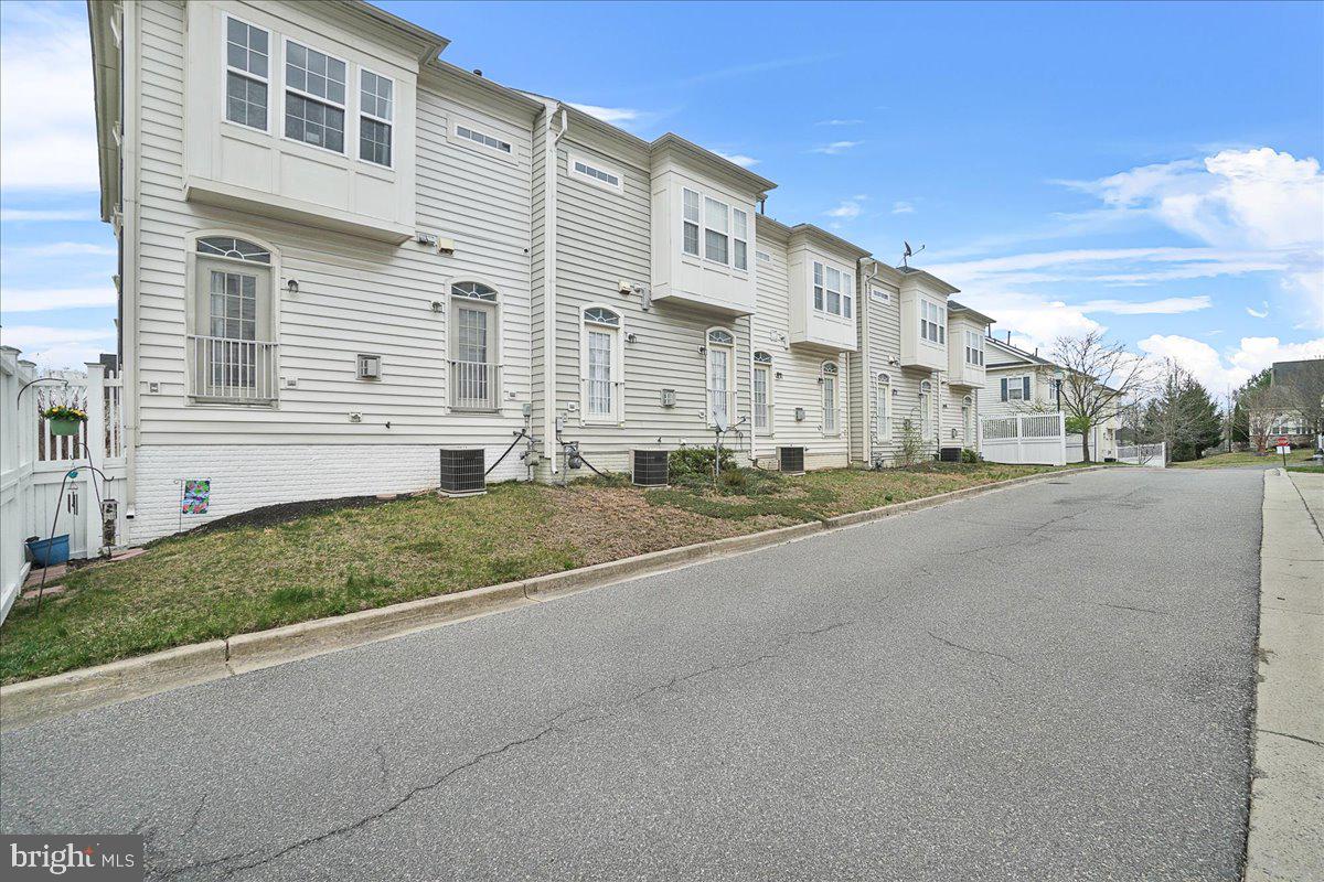 HIGHLANDS AT CLARKSBURG - Residential