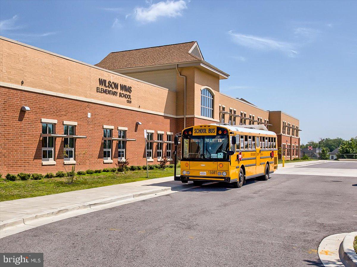 HIGHLANDS AT CLARKSBURG - Residential