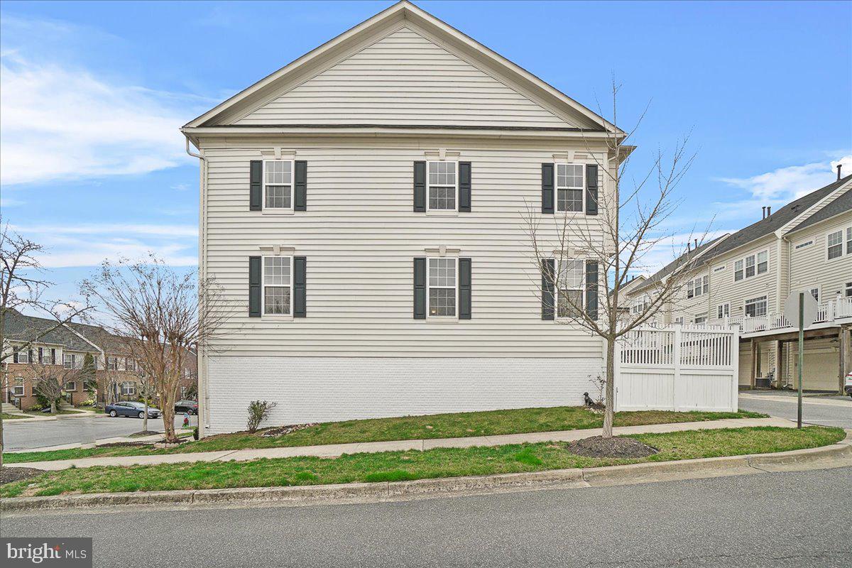 HIGHLANDS AT CLARKSBURG - Residential