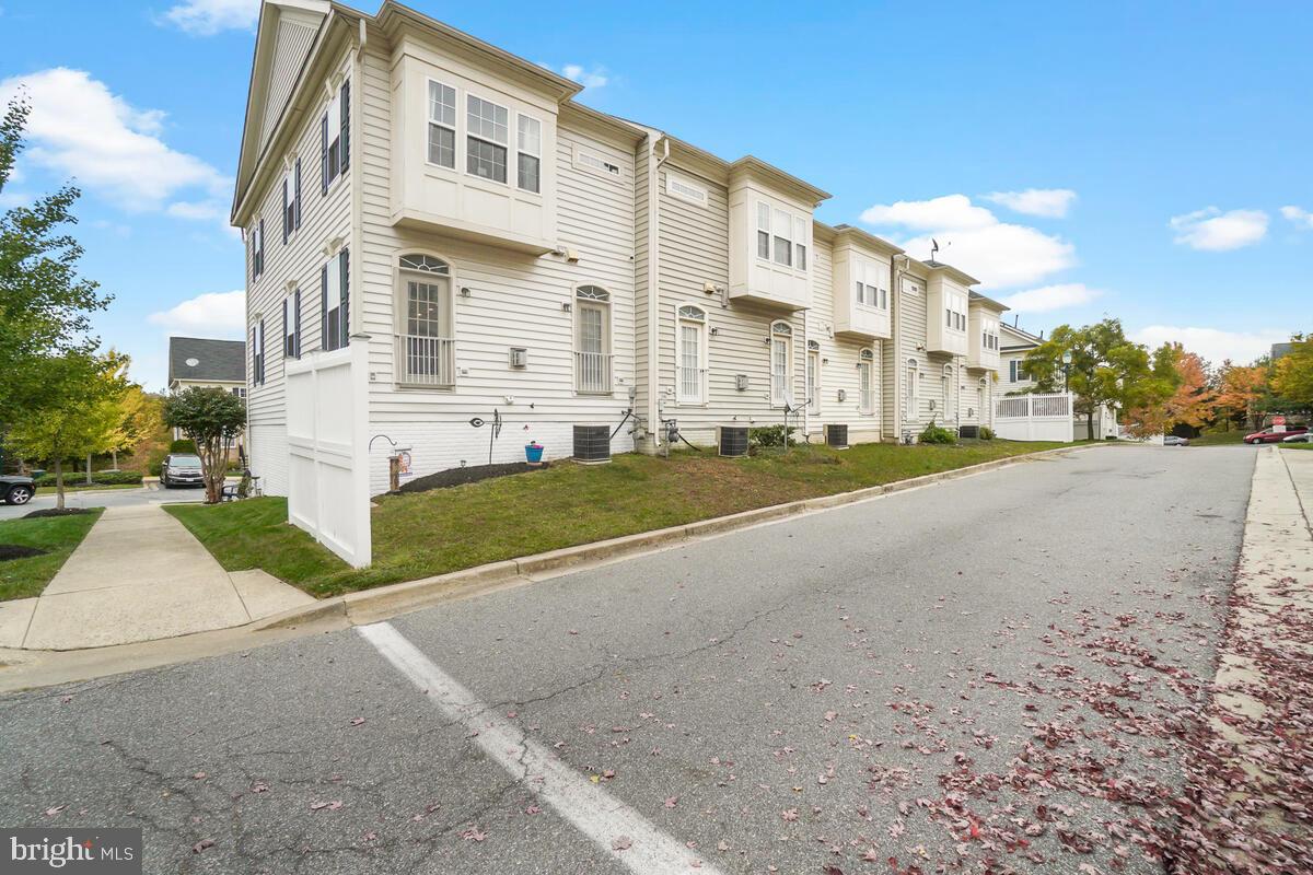 HIGHLANDS AT CLARKSBURG - Residential