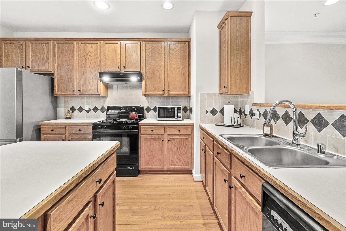 HIGHLANDS AT CLARKSBURG - Residential