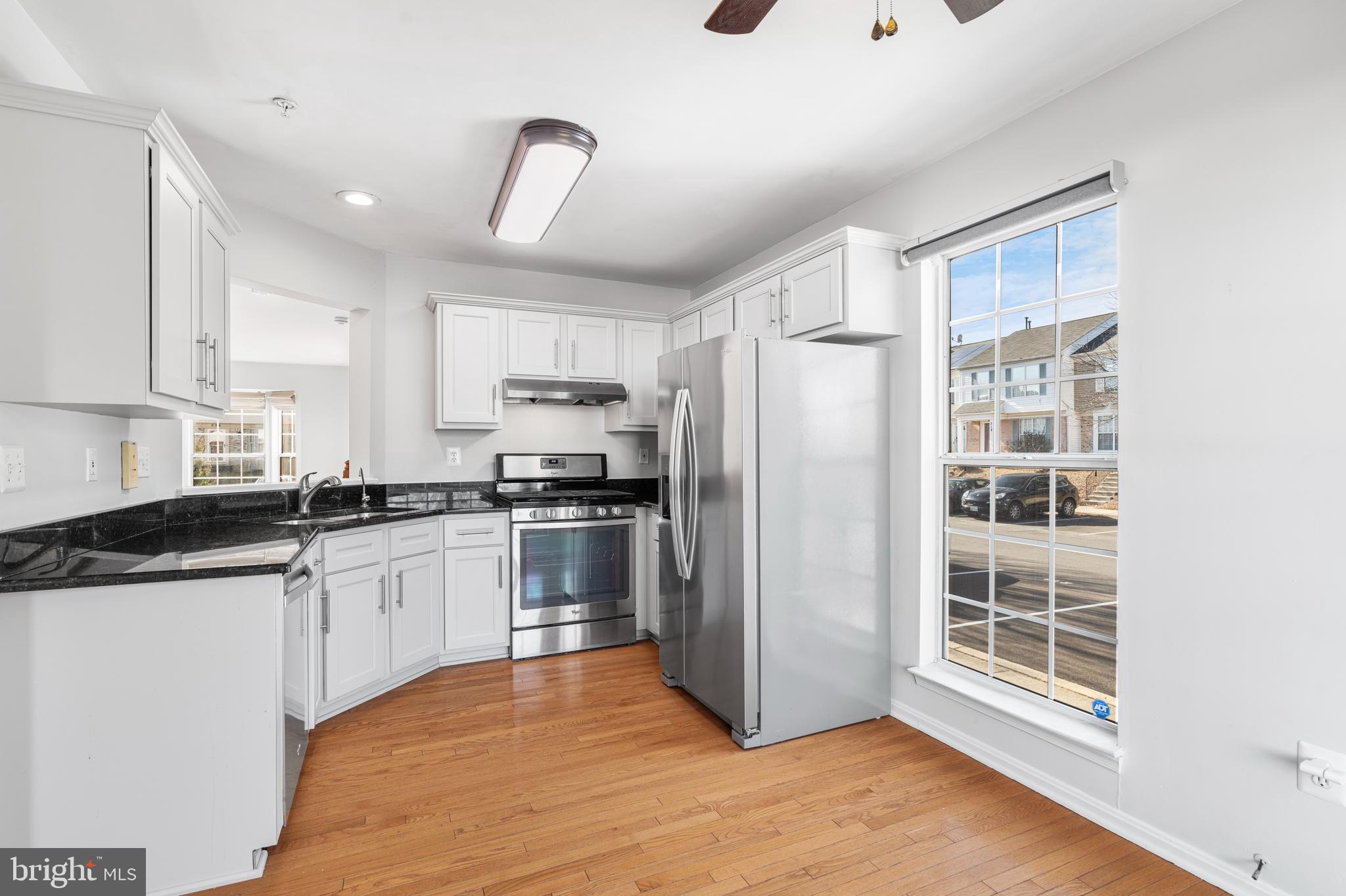 SEVEN OAKS - Residential