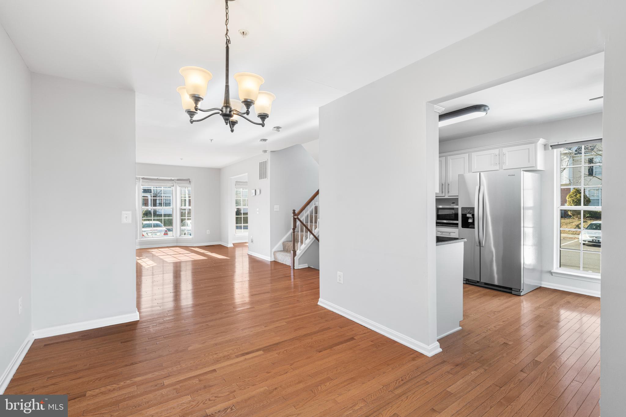 SEVEN OAKS - Residential