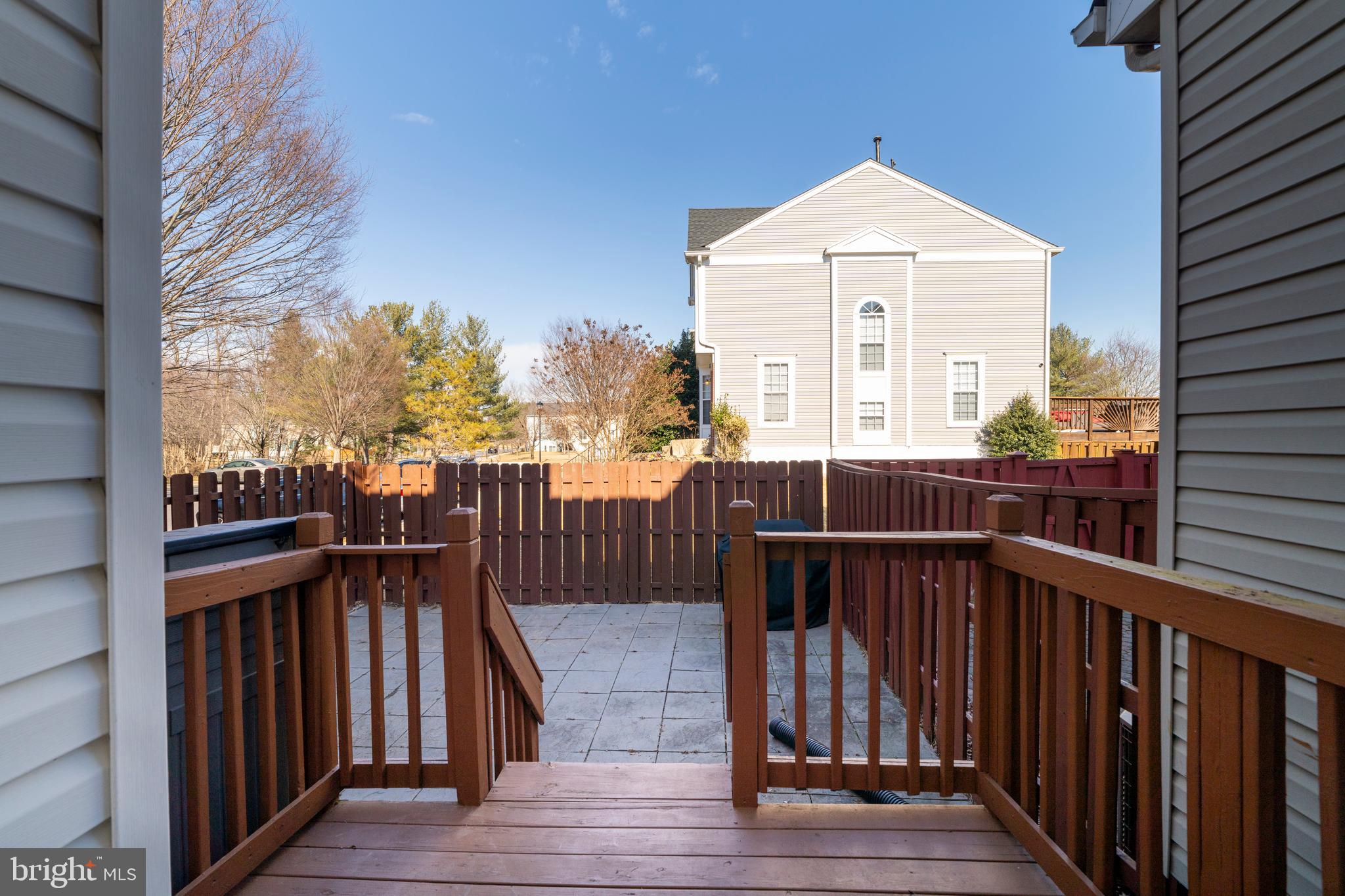 SEVEN OAKS - Residential