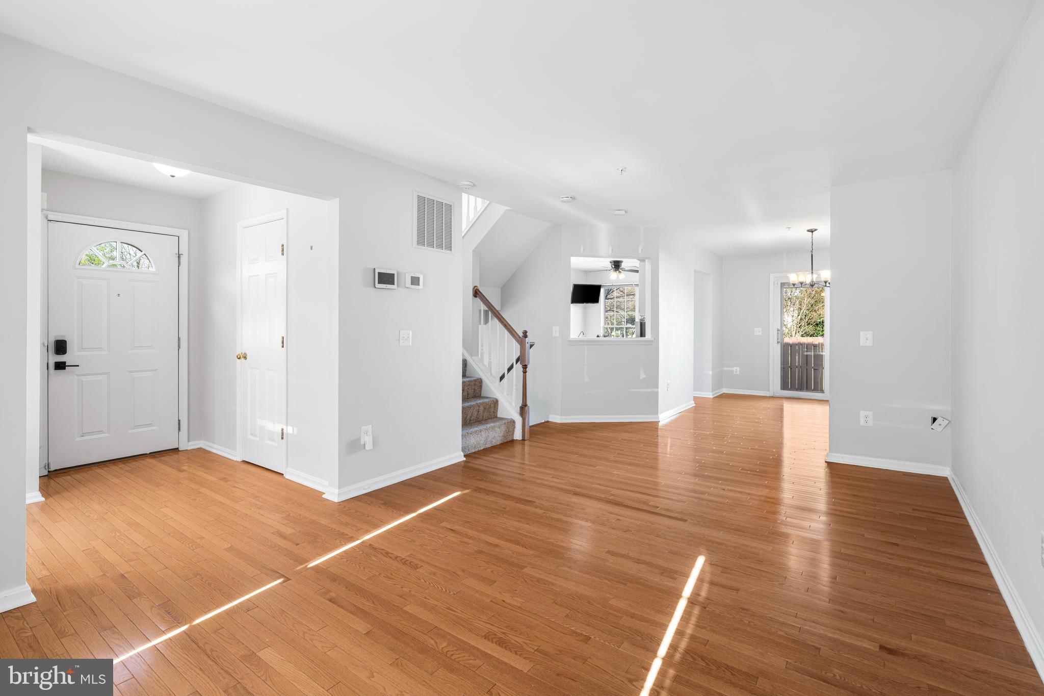 SEVEN OAKS - Residential