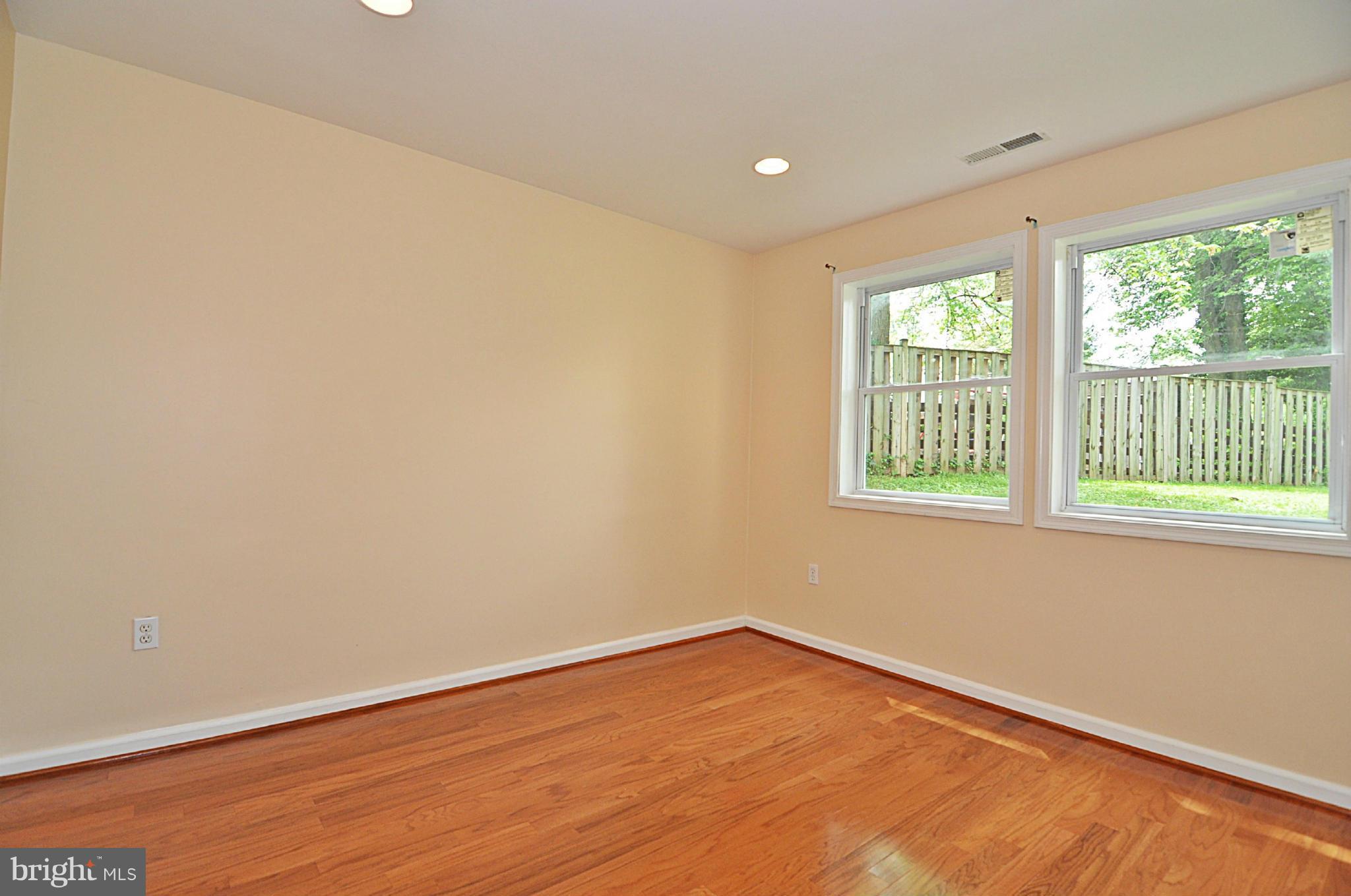 SPRINGFIELD - Residential