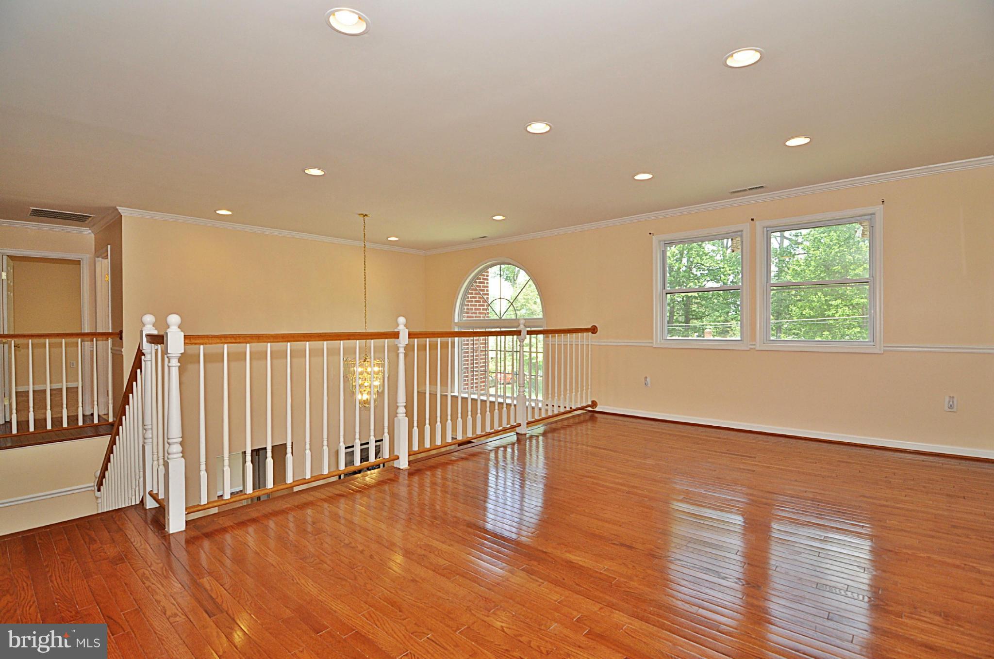 SPRINGFIELD - Residential