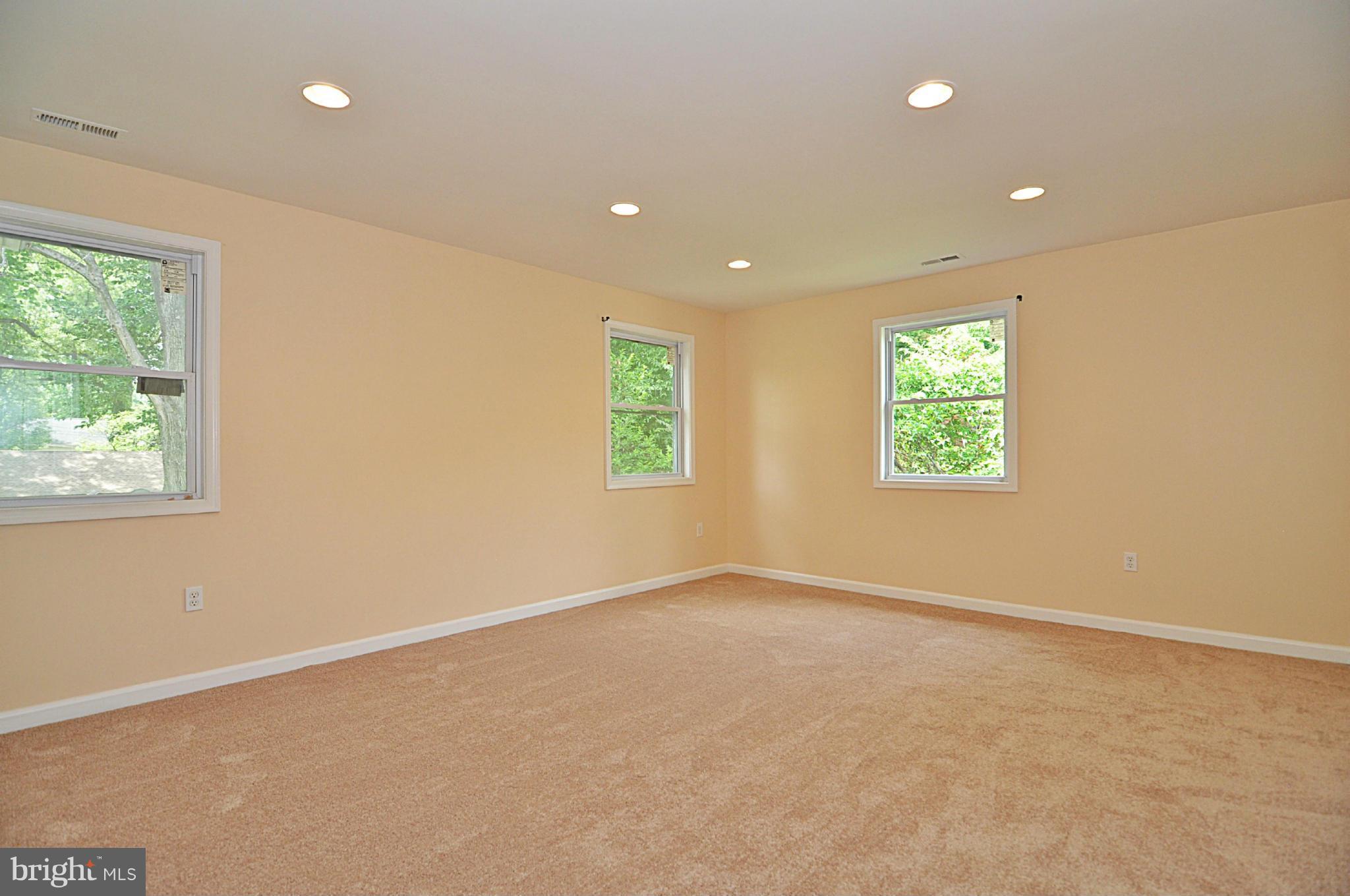 SPRINGFIELD - Residential