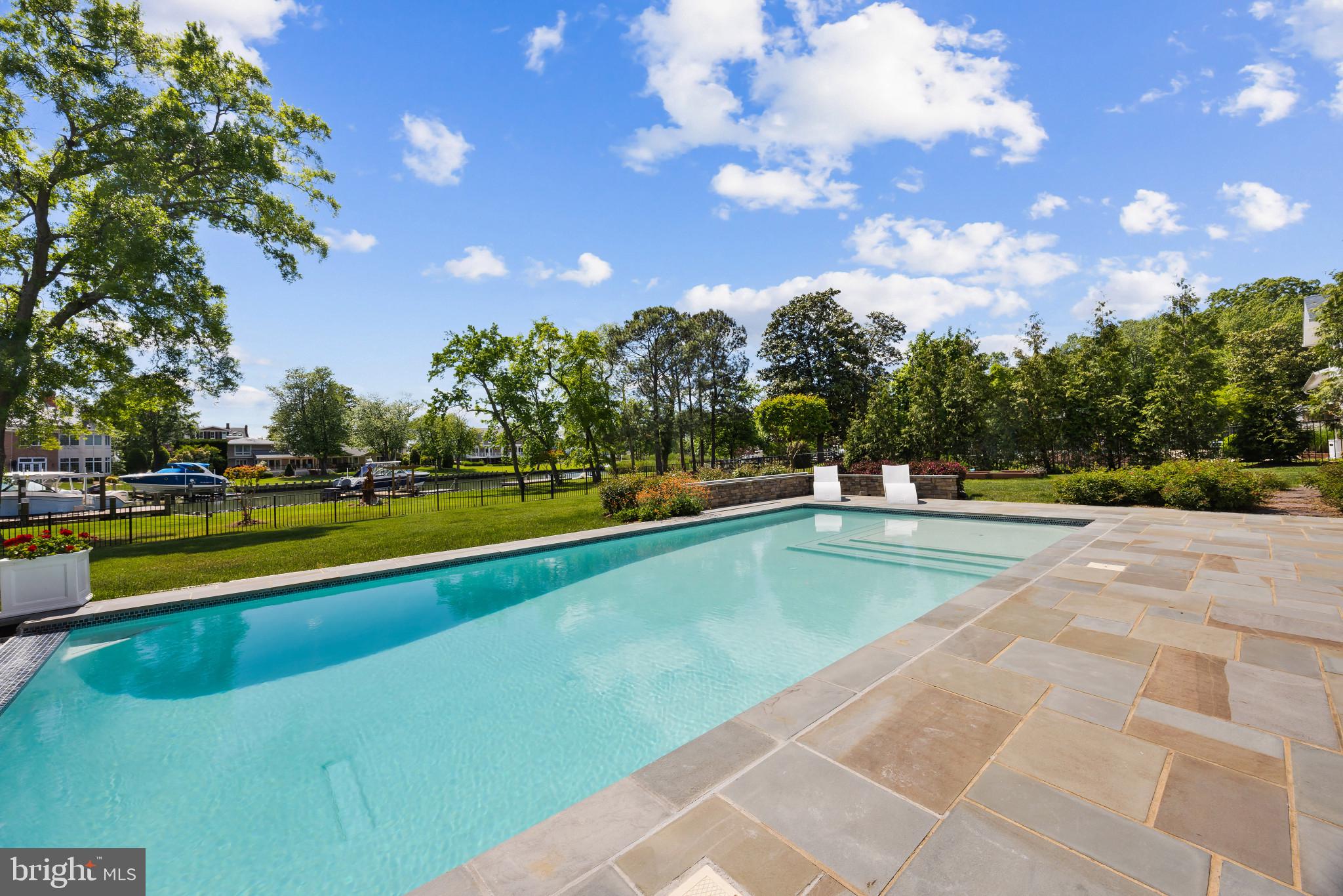 WATERGATE - Residential