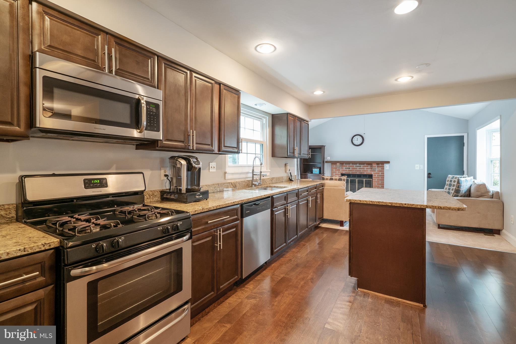 CARDINAL GLEN - Residential