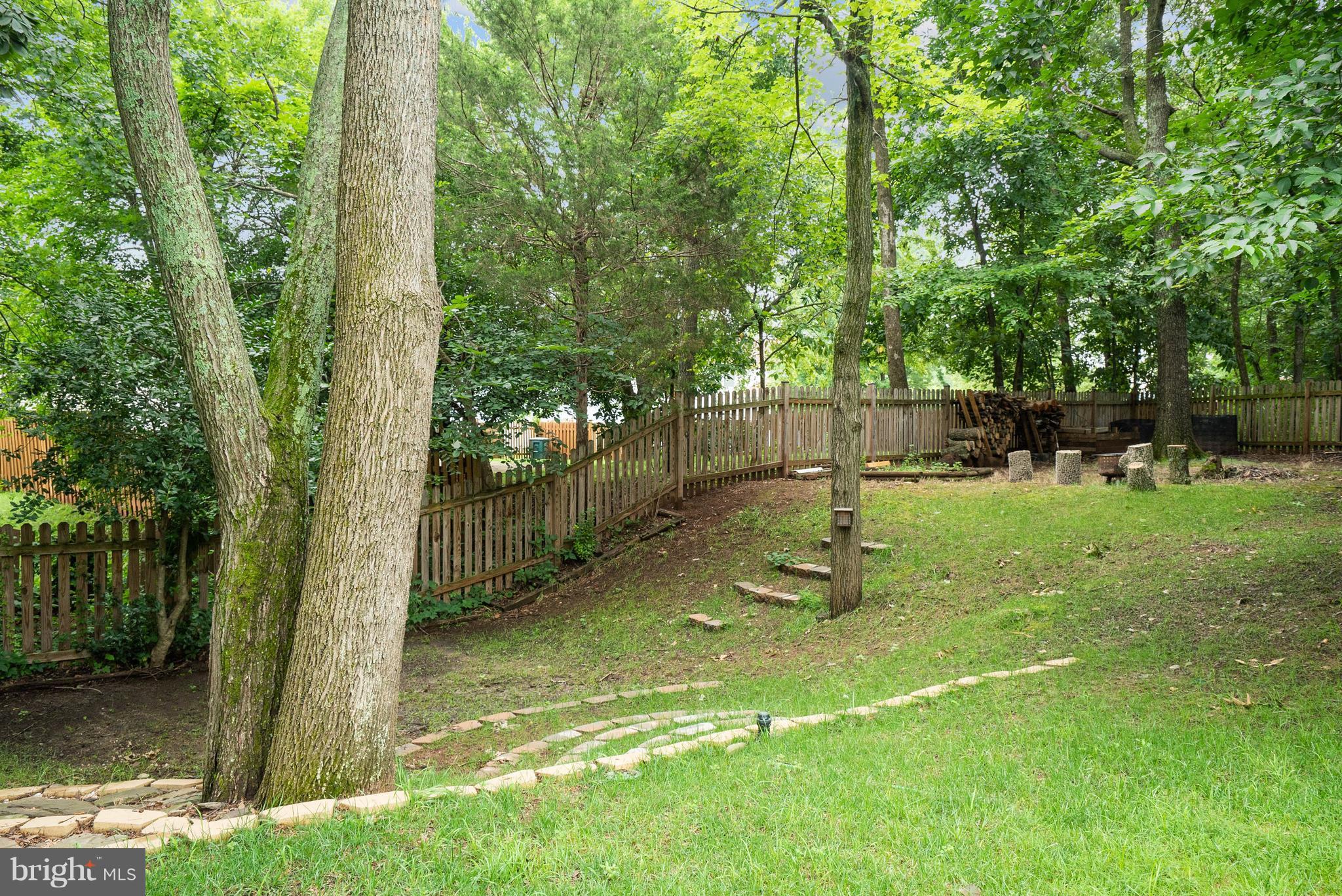 CARDINAL GLEN - Residential