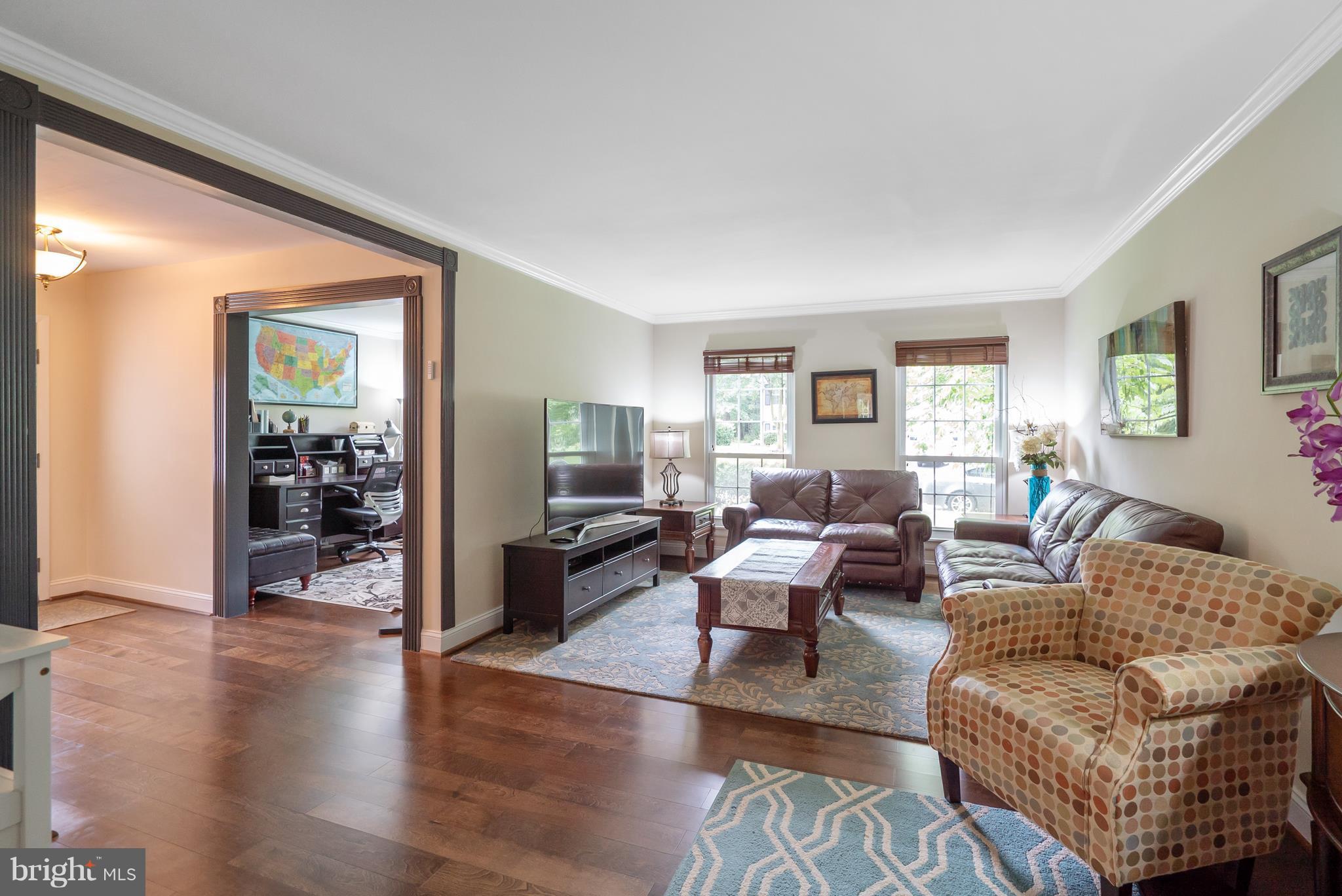 CARDINAL GLEN - Residential