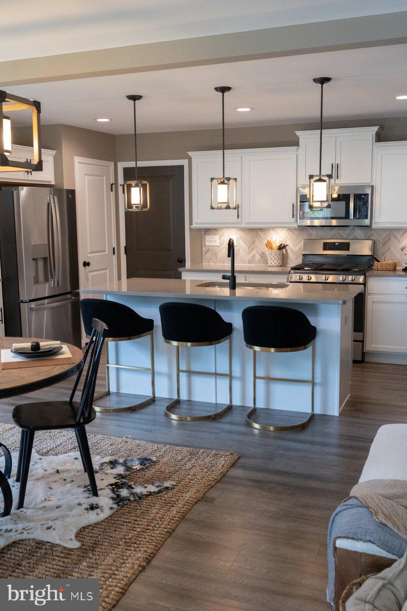 STONE MILL ESTATES - Residential