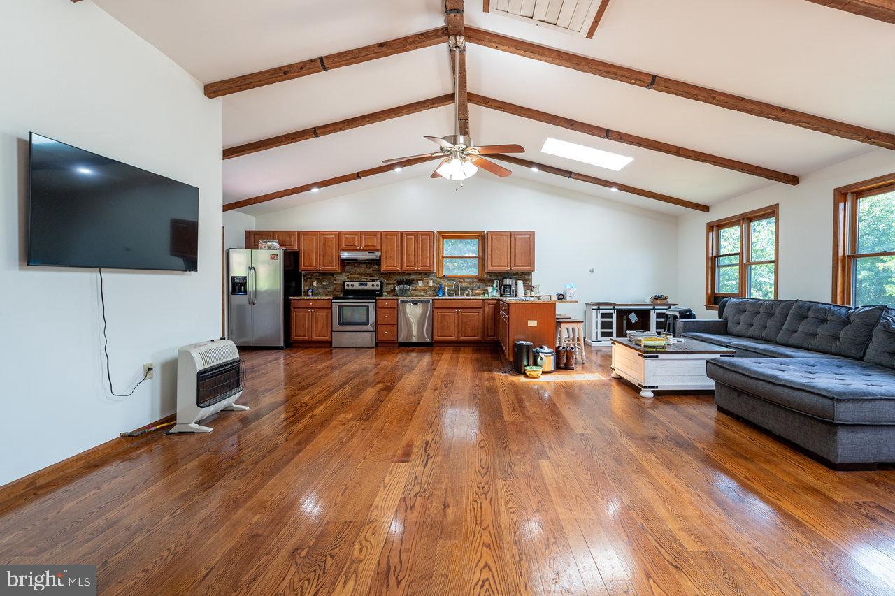 EGYPT BEND ESTATES - Residential