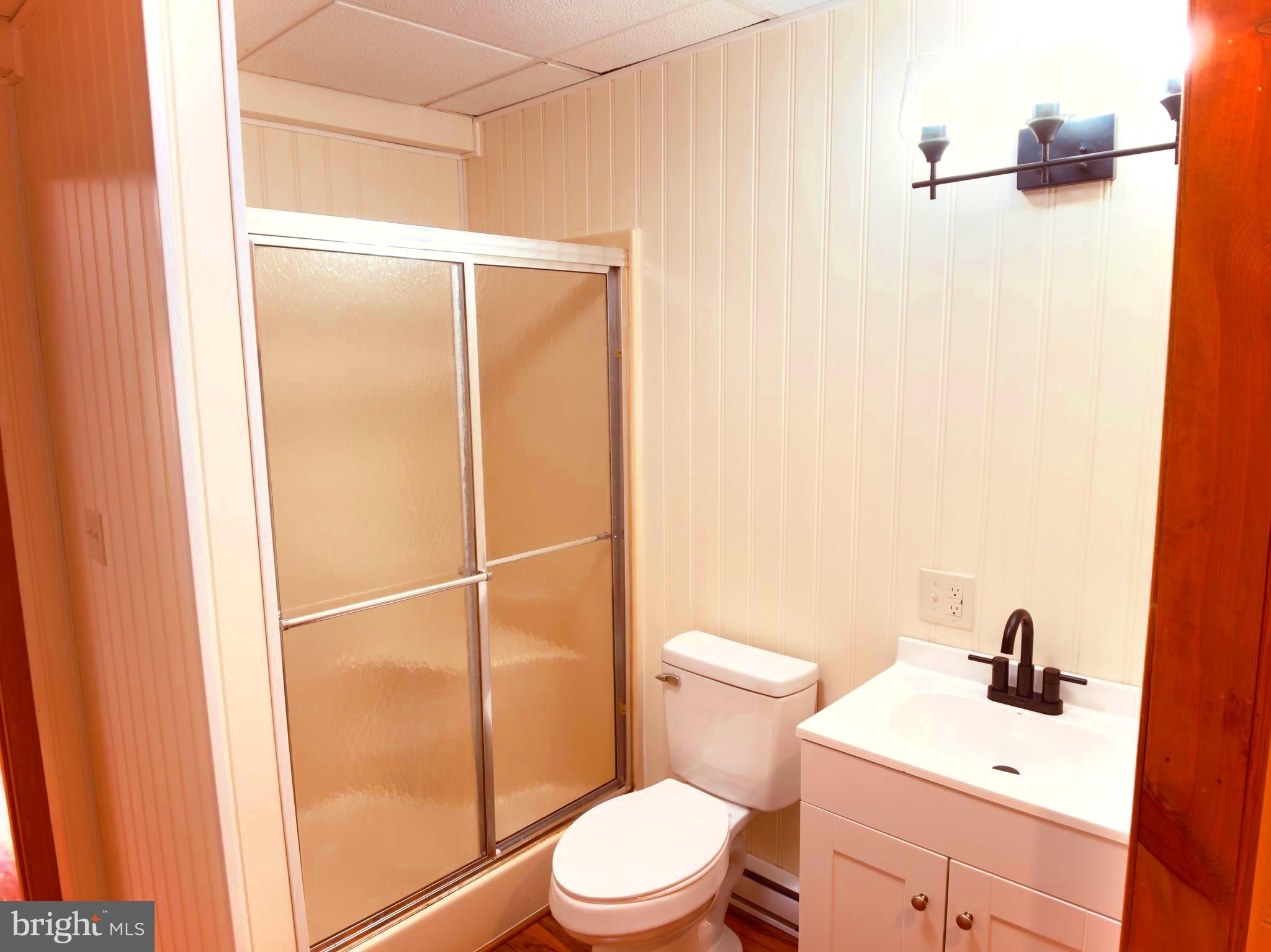 LAUREL BROOK - Residential