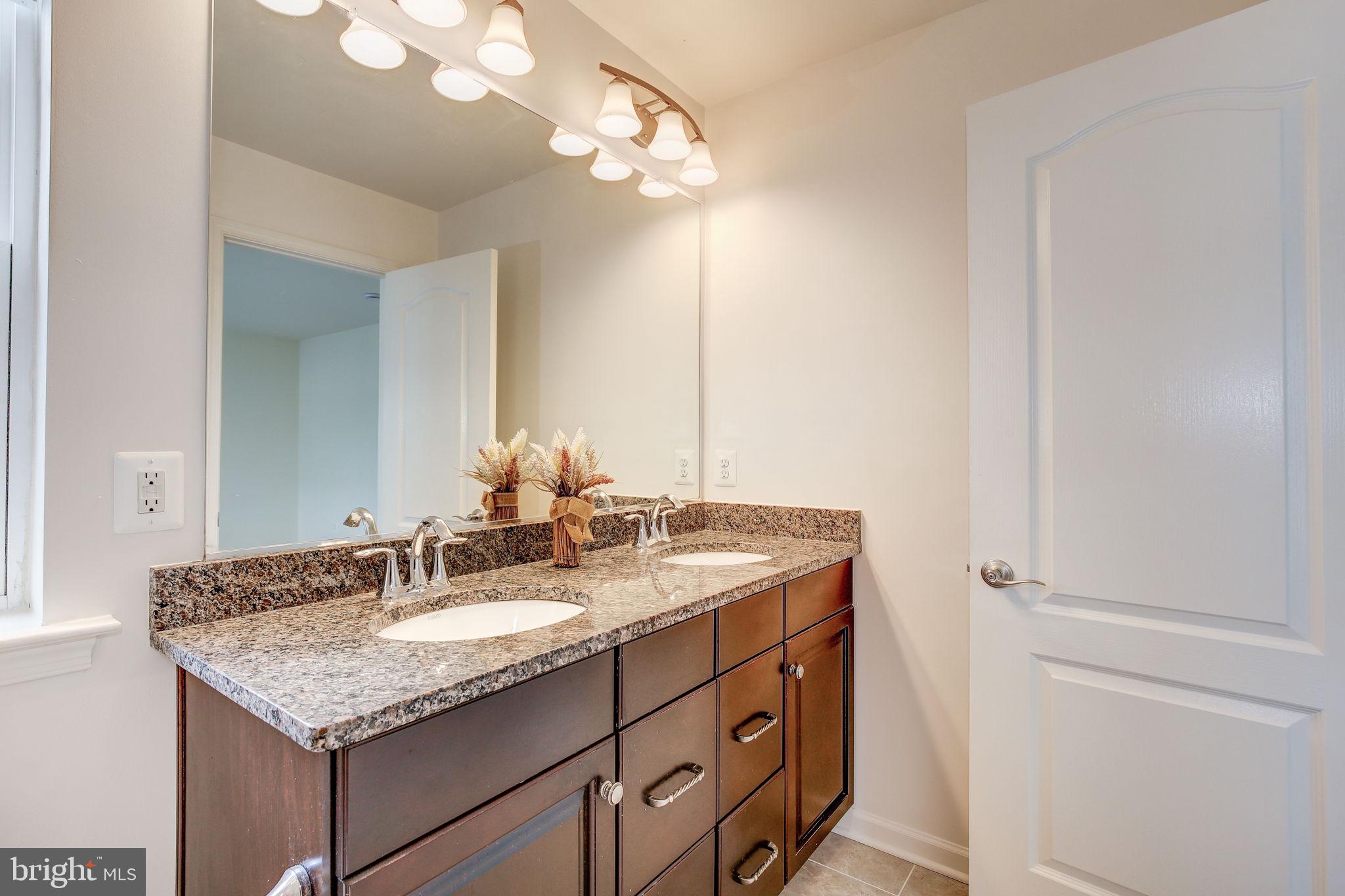 MORRIS PLACE - Residential Lease