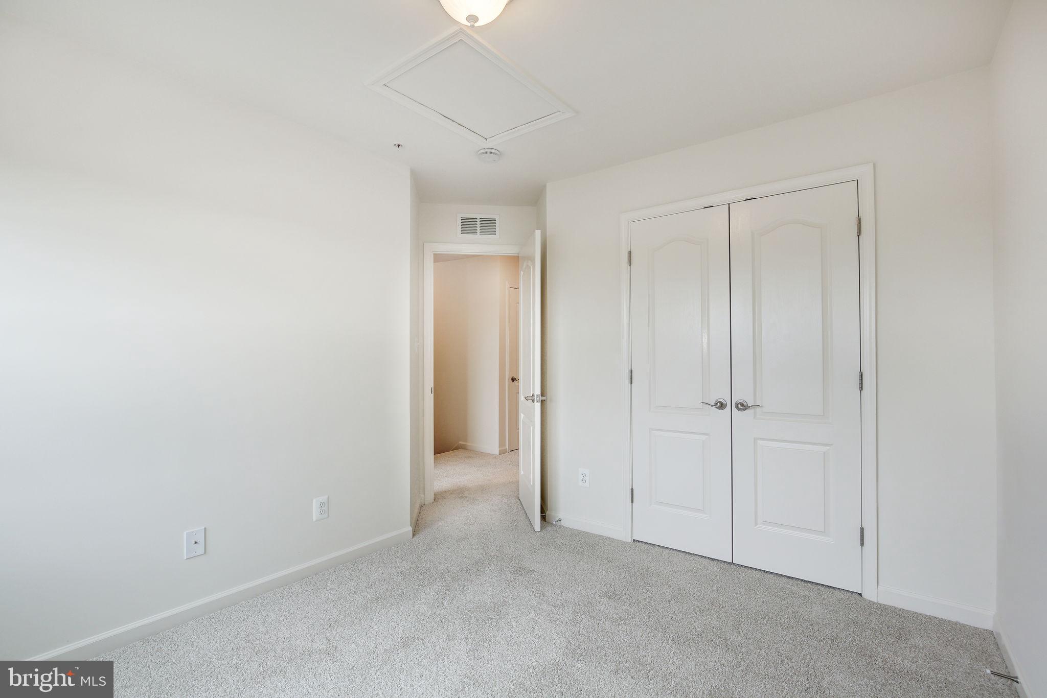 MORRIS PLACE - Residential Lease