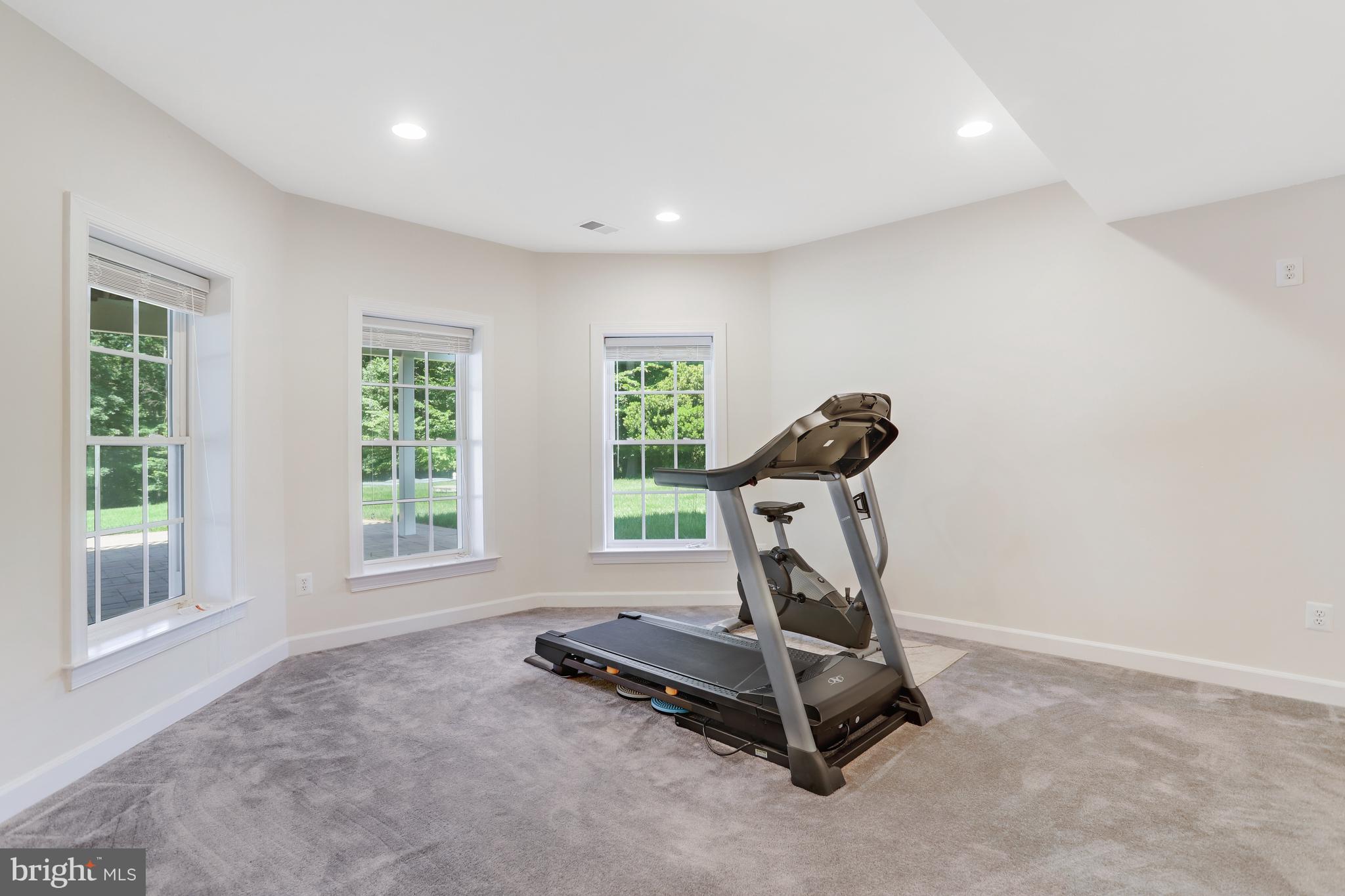 OCCOQUAN OVERLOOK - Residential