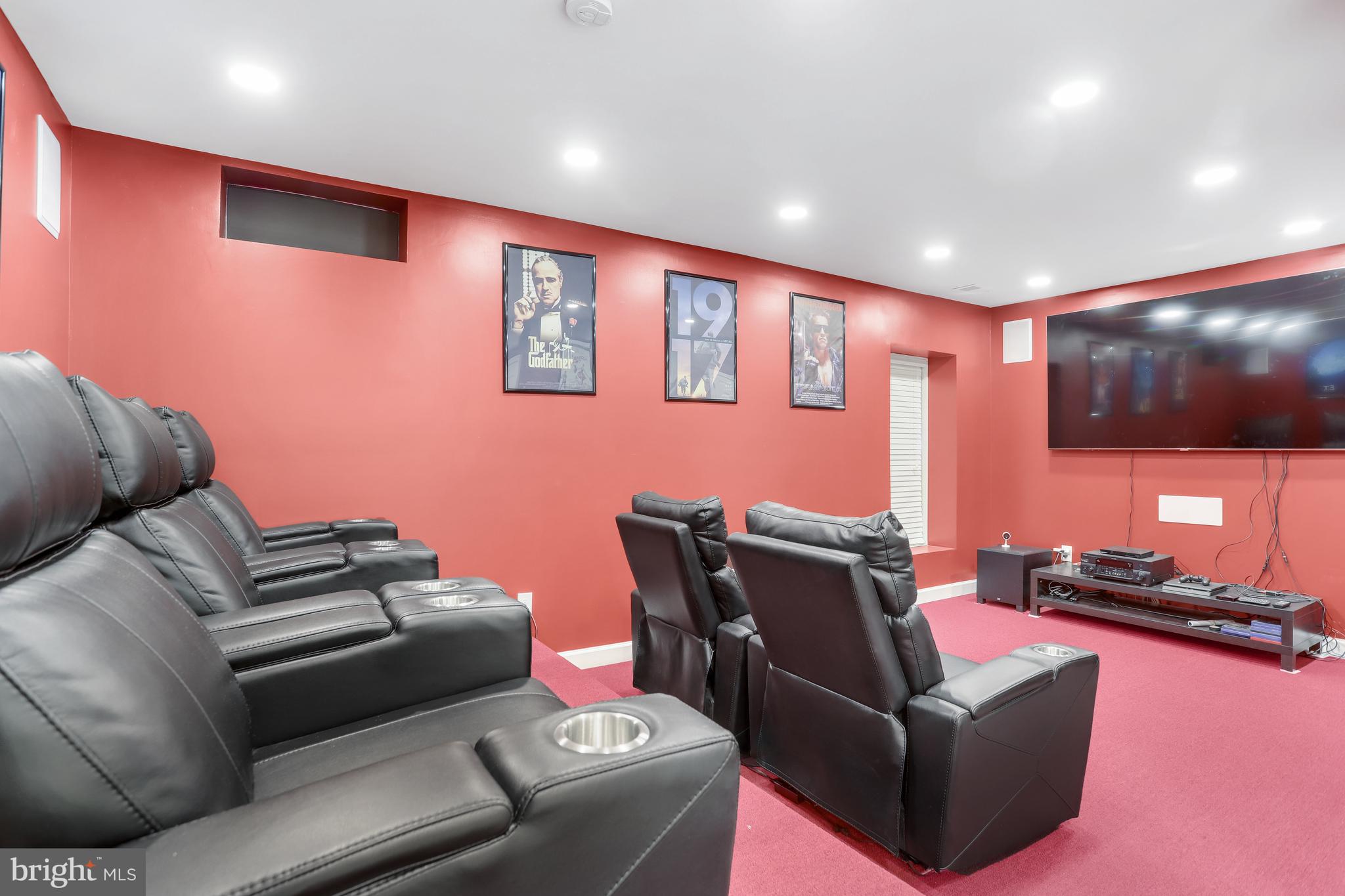 OCCOQUAN OVERLOOK - Residential