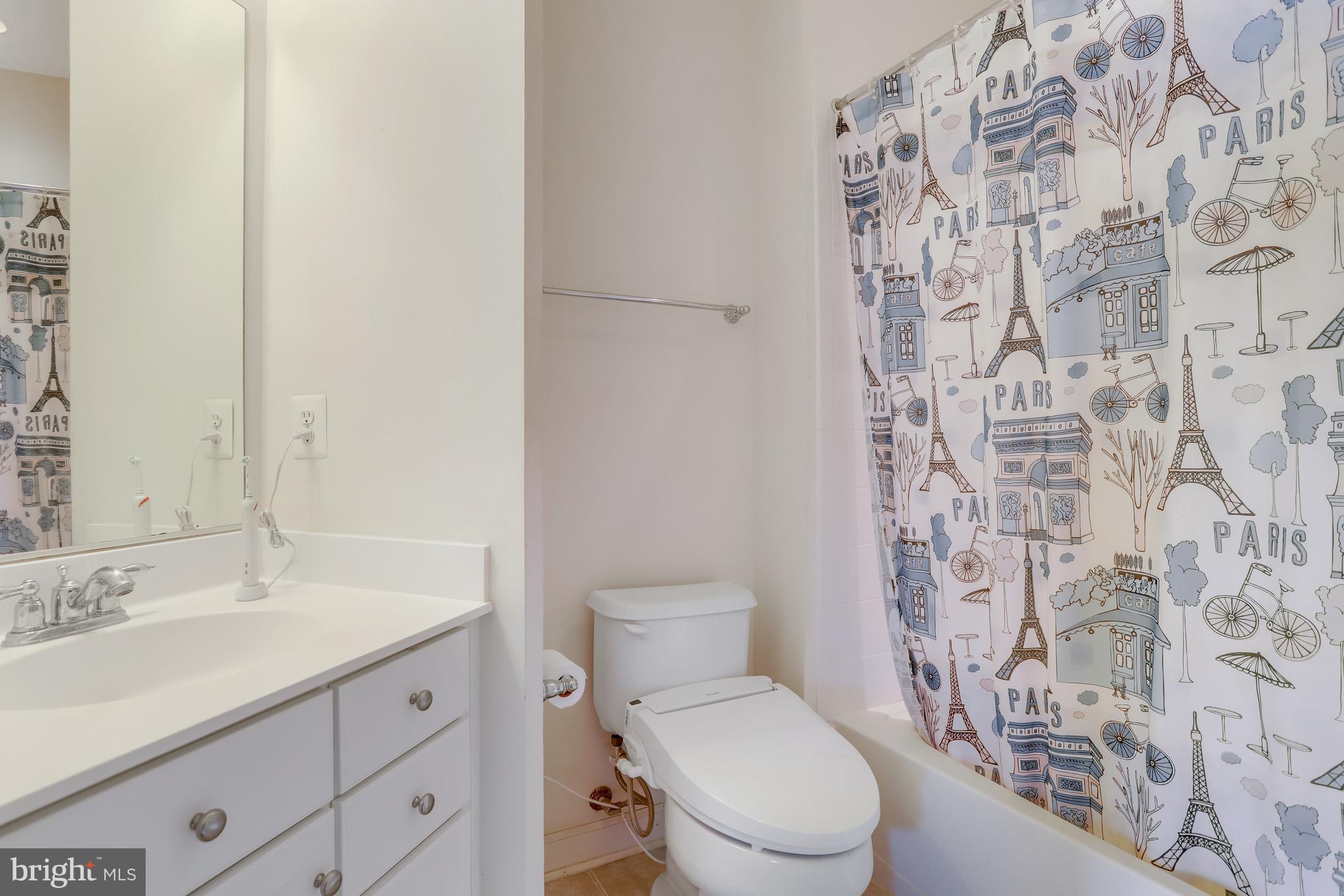 OCCOQUAN OVERLOOK - Residential