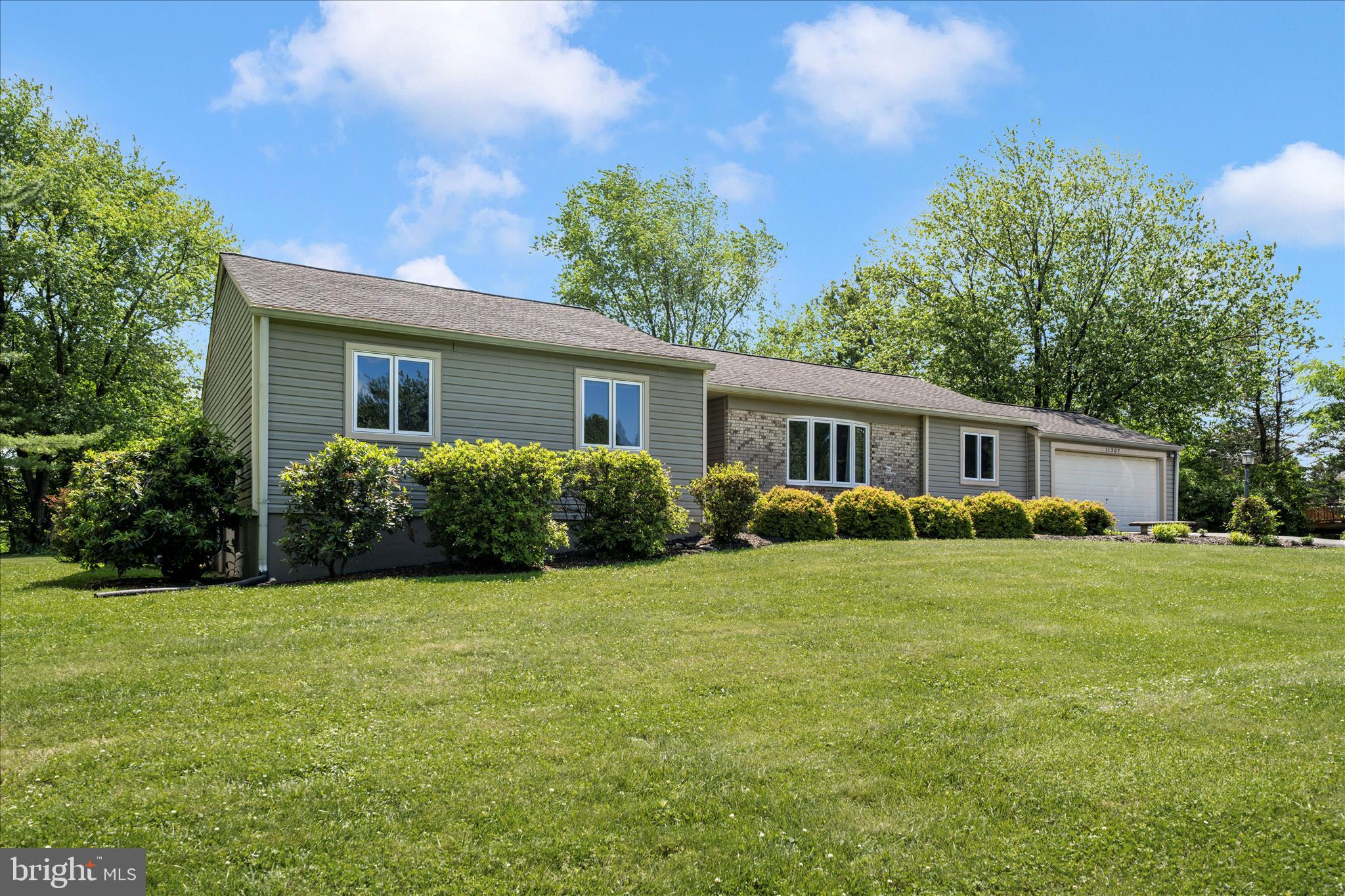 LOCH HAVEN - Residential