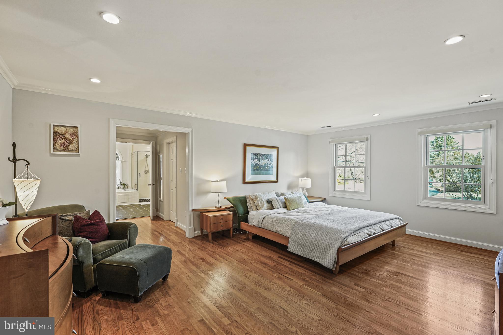 CHESTERBROOK WOODS - Residential