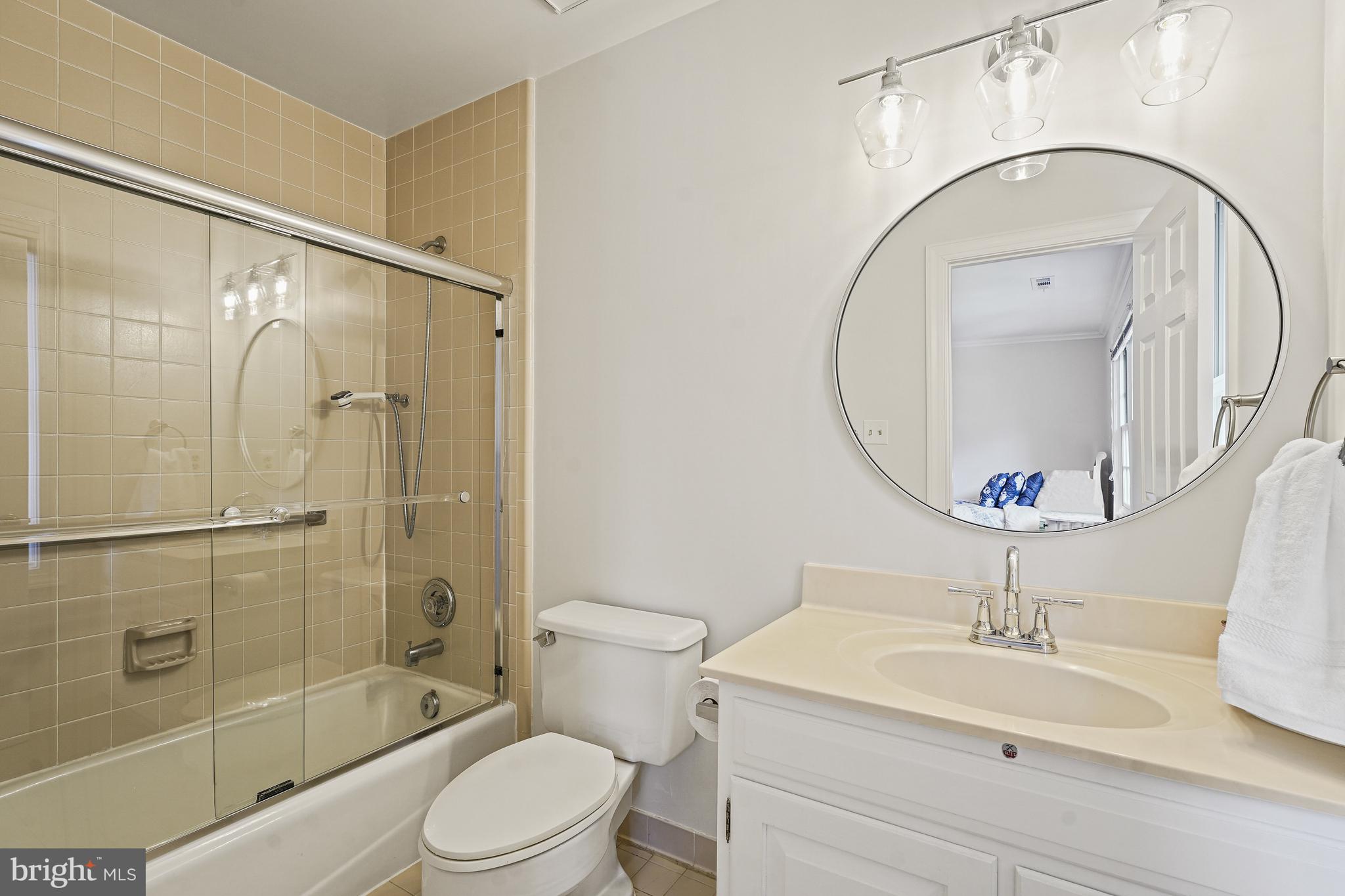 CHESTERBROOK WOODS - Residential