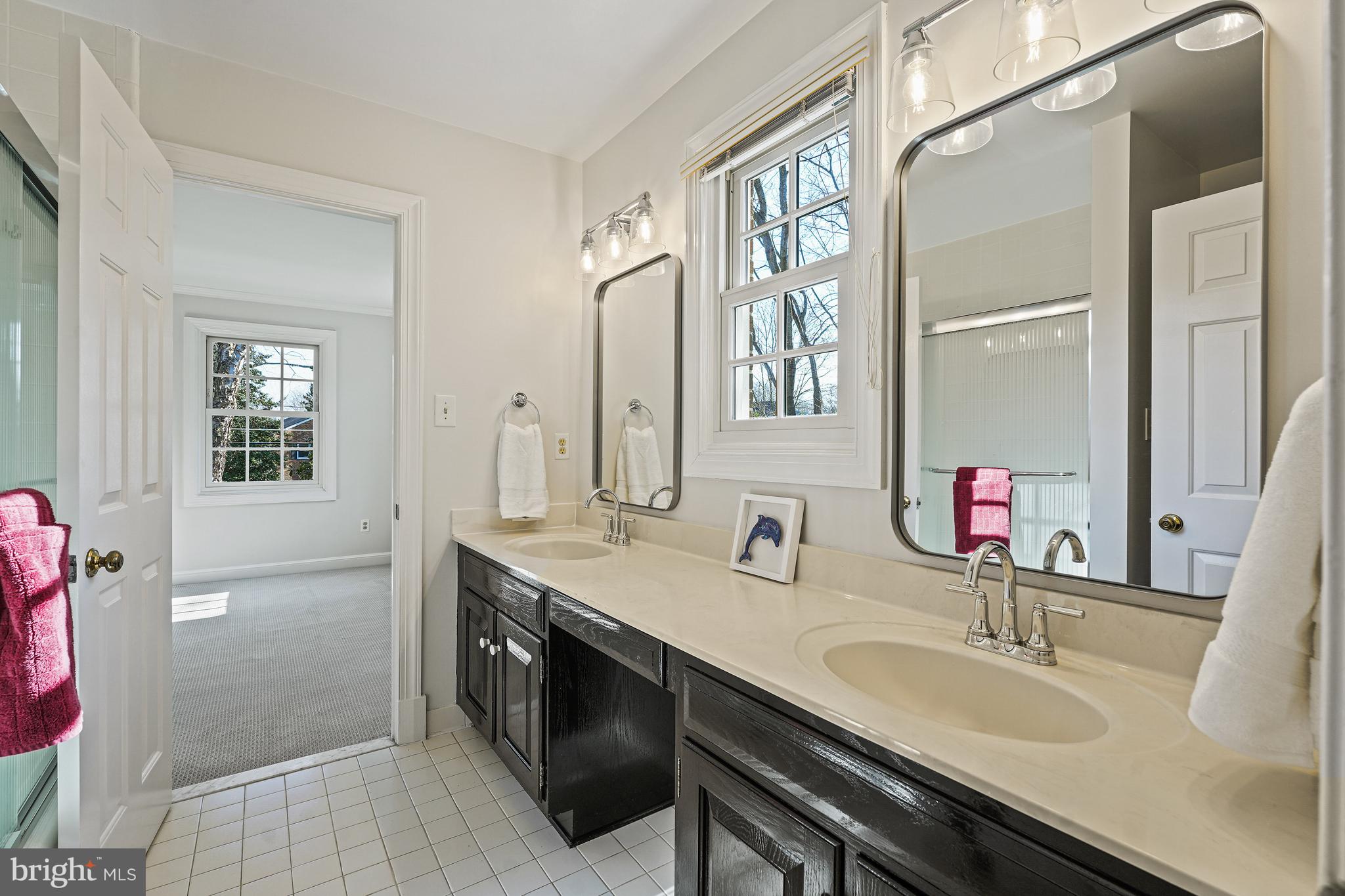 CHESTERBROOK WOODS - Residential