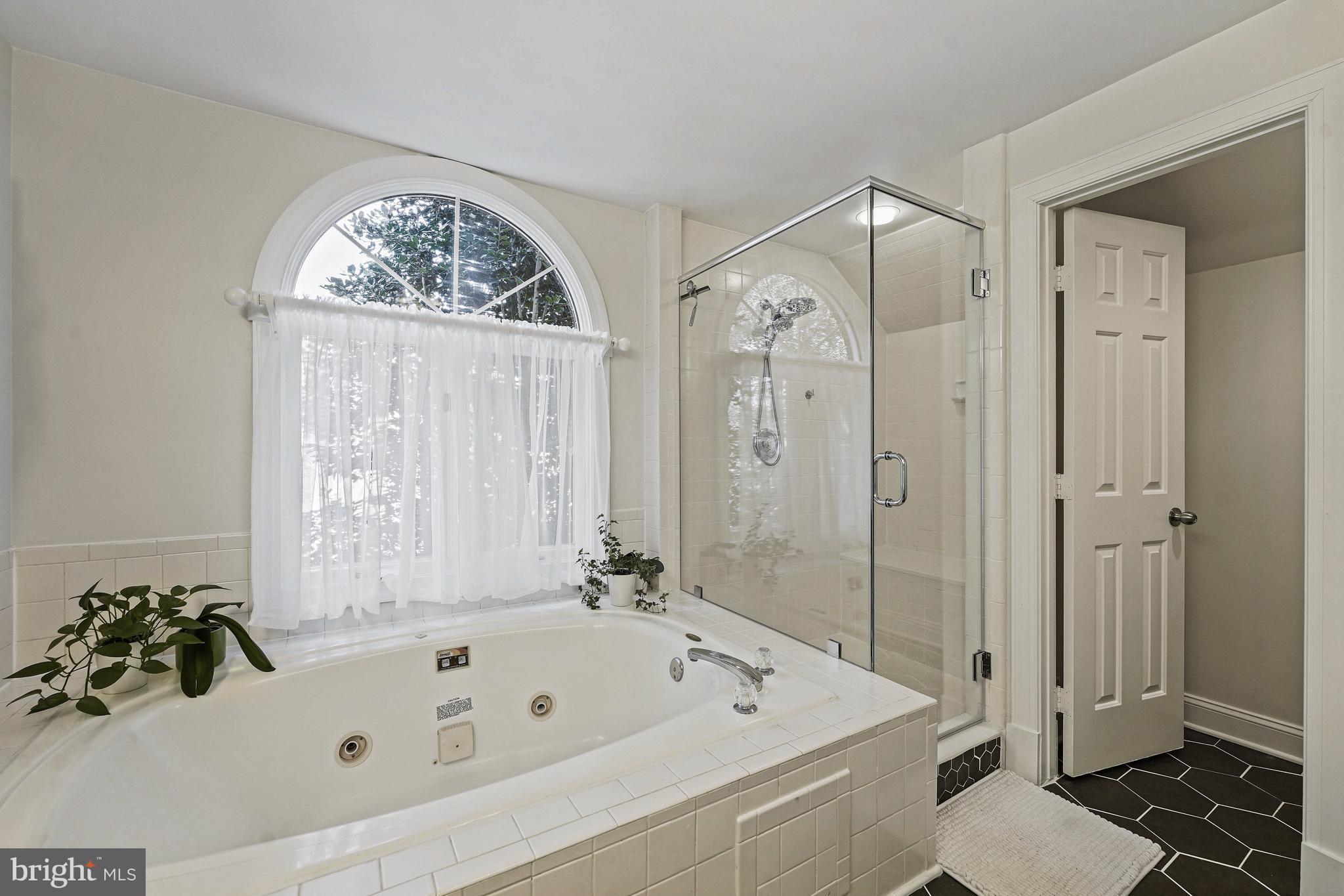 CHESTERBROOK WOODS - Residential