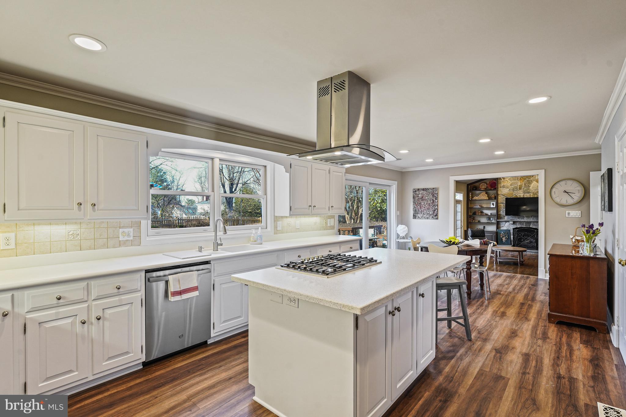 CHESTERBROOK WOODS - Residential