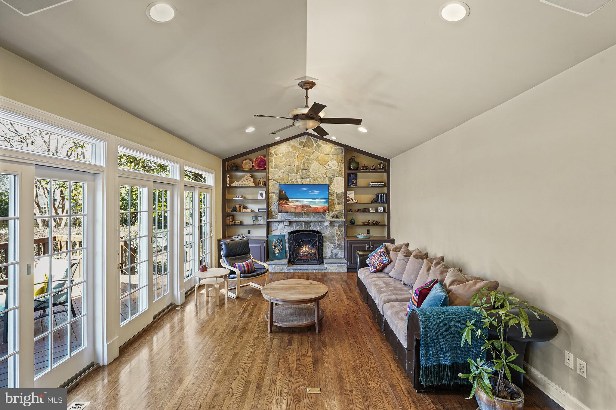 CHESTERBROOK WOODS - Residential