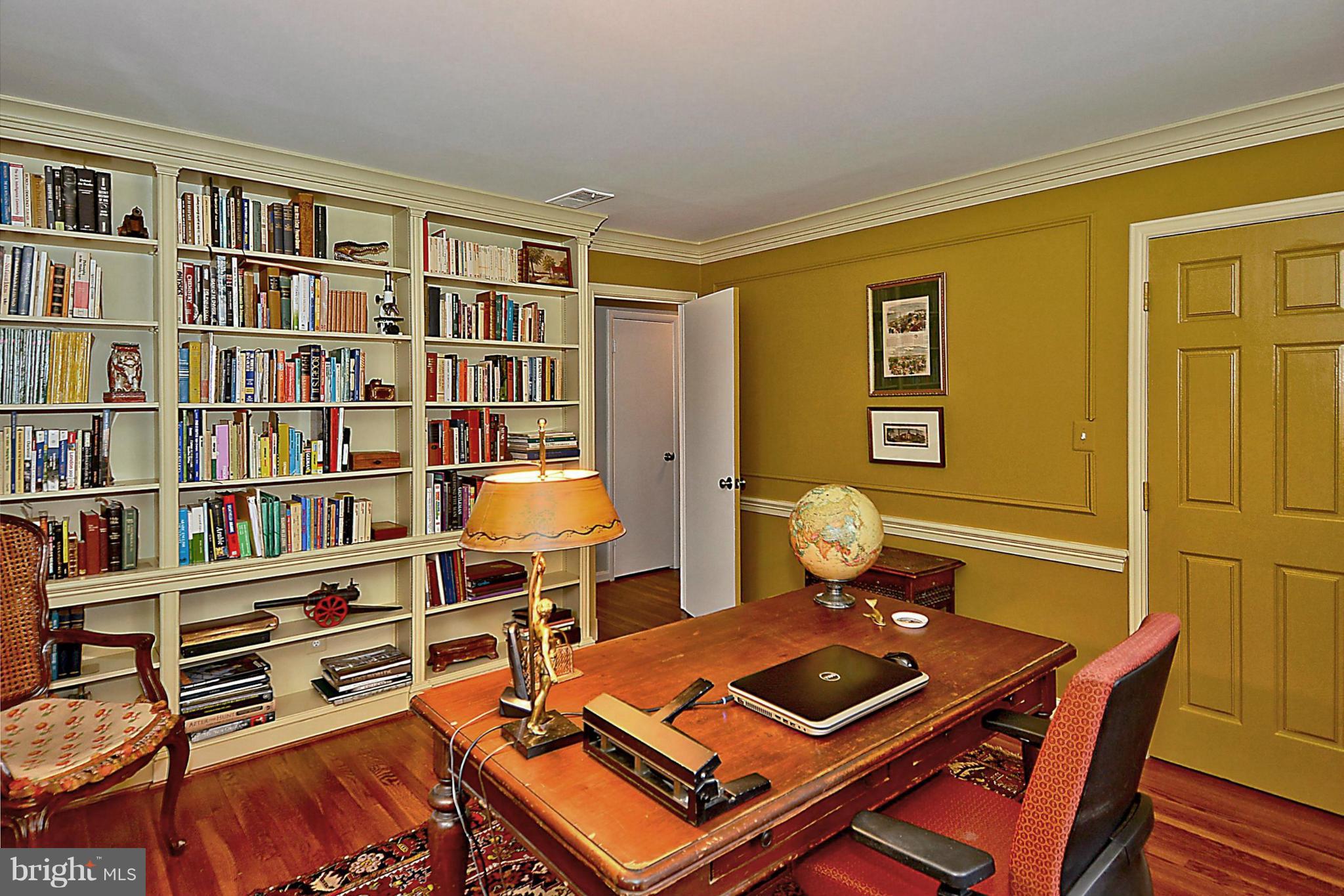 HOLLIN BROOK PARK - Residential