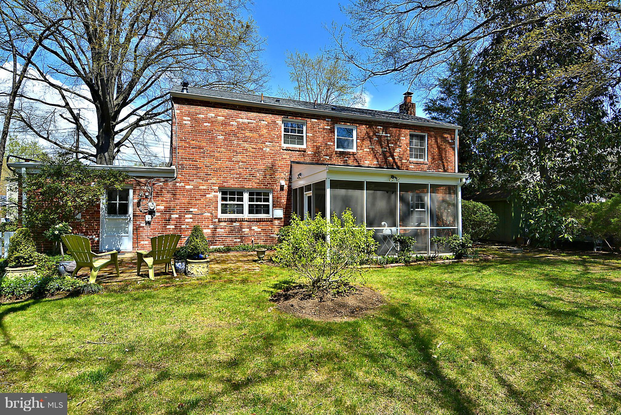 HOLLIN BROOK PARK - Residential