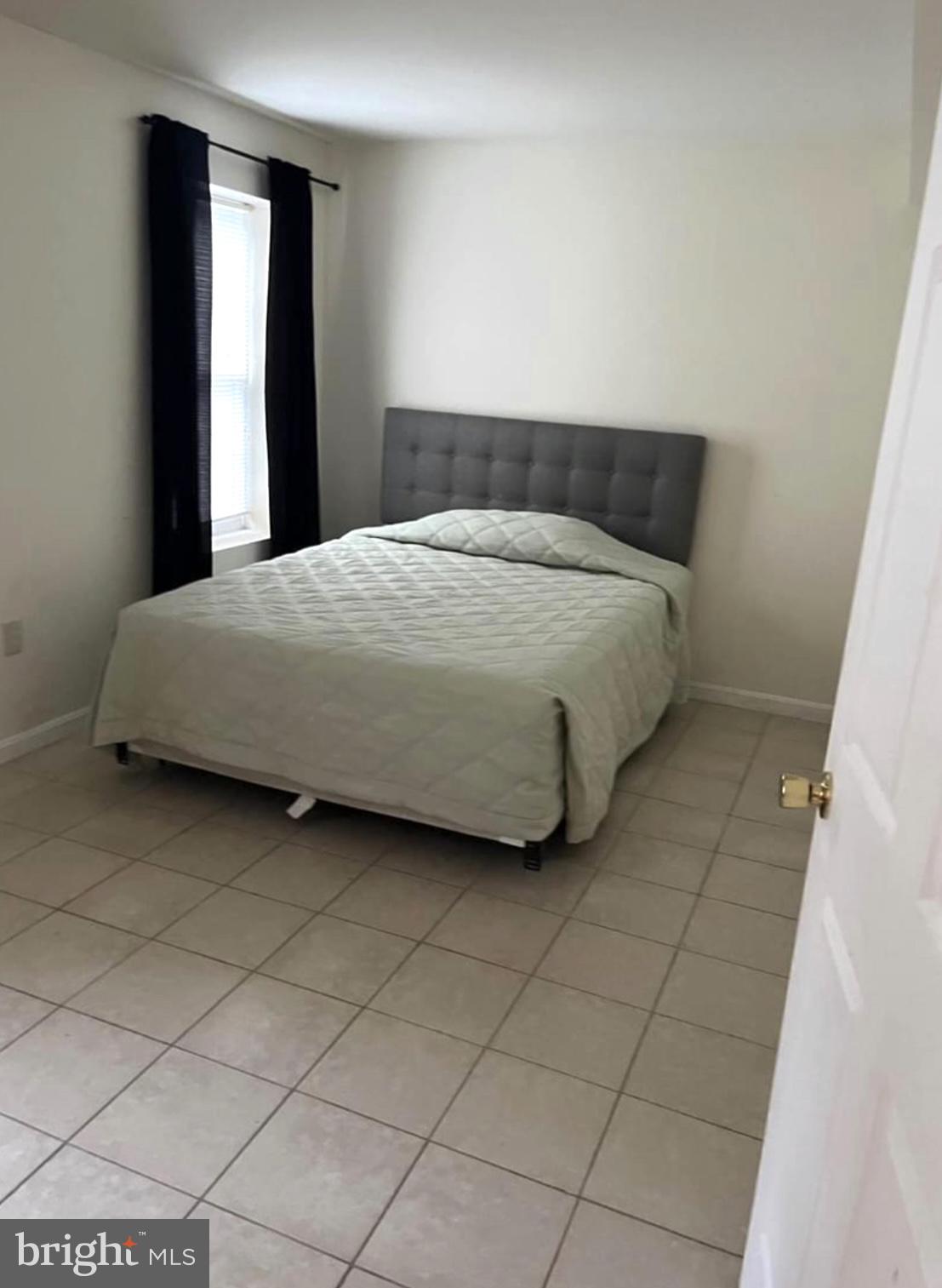 WAYSIDE VILLAGE - Residential