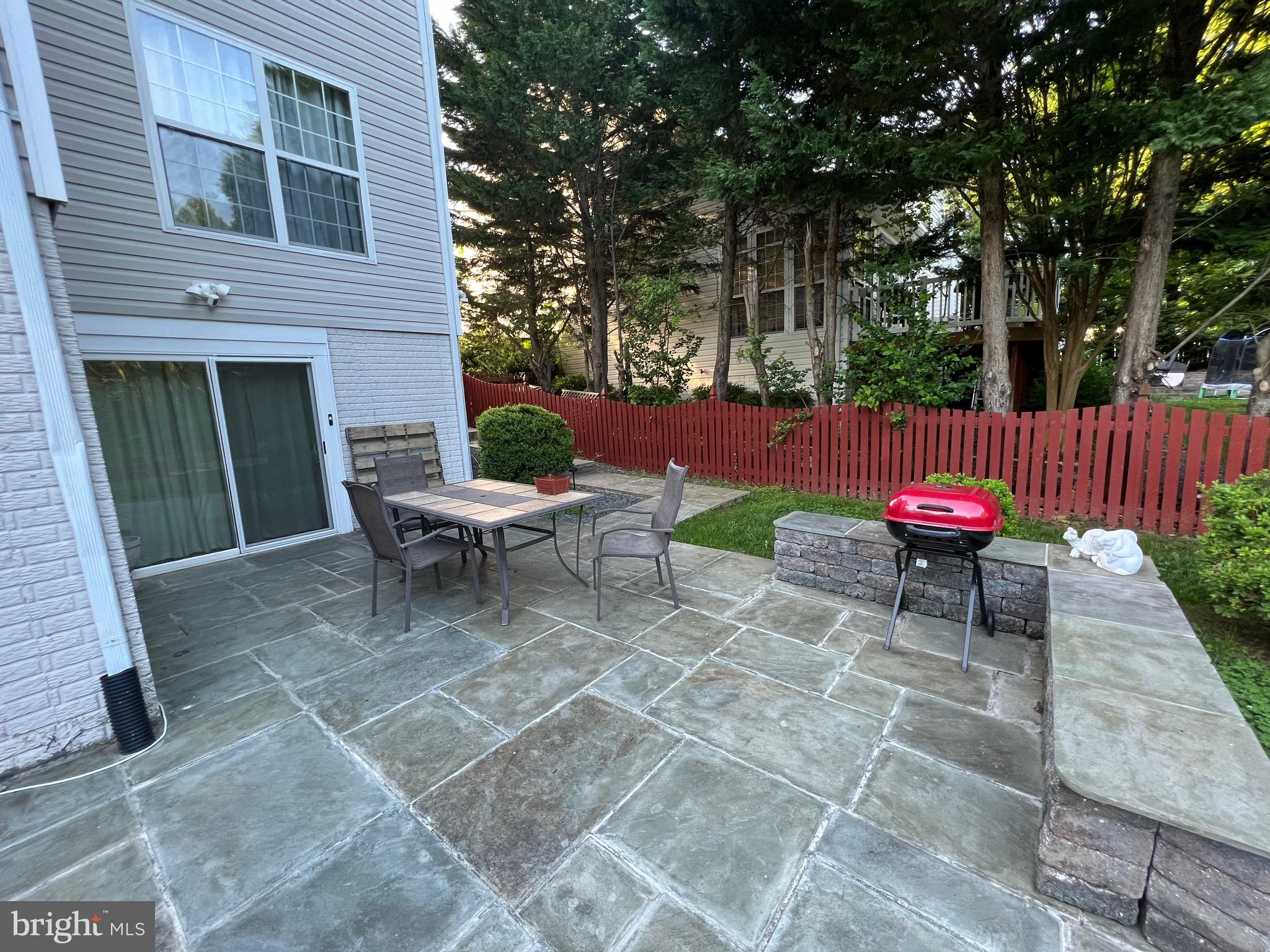 WAYSIDE VILLAGE - Residential