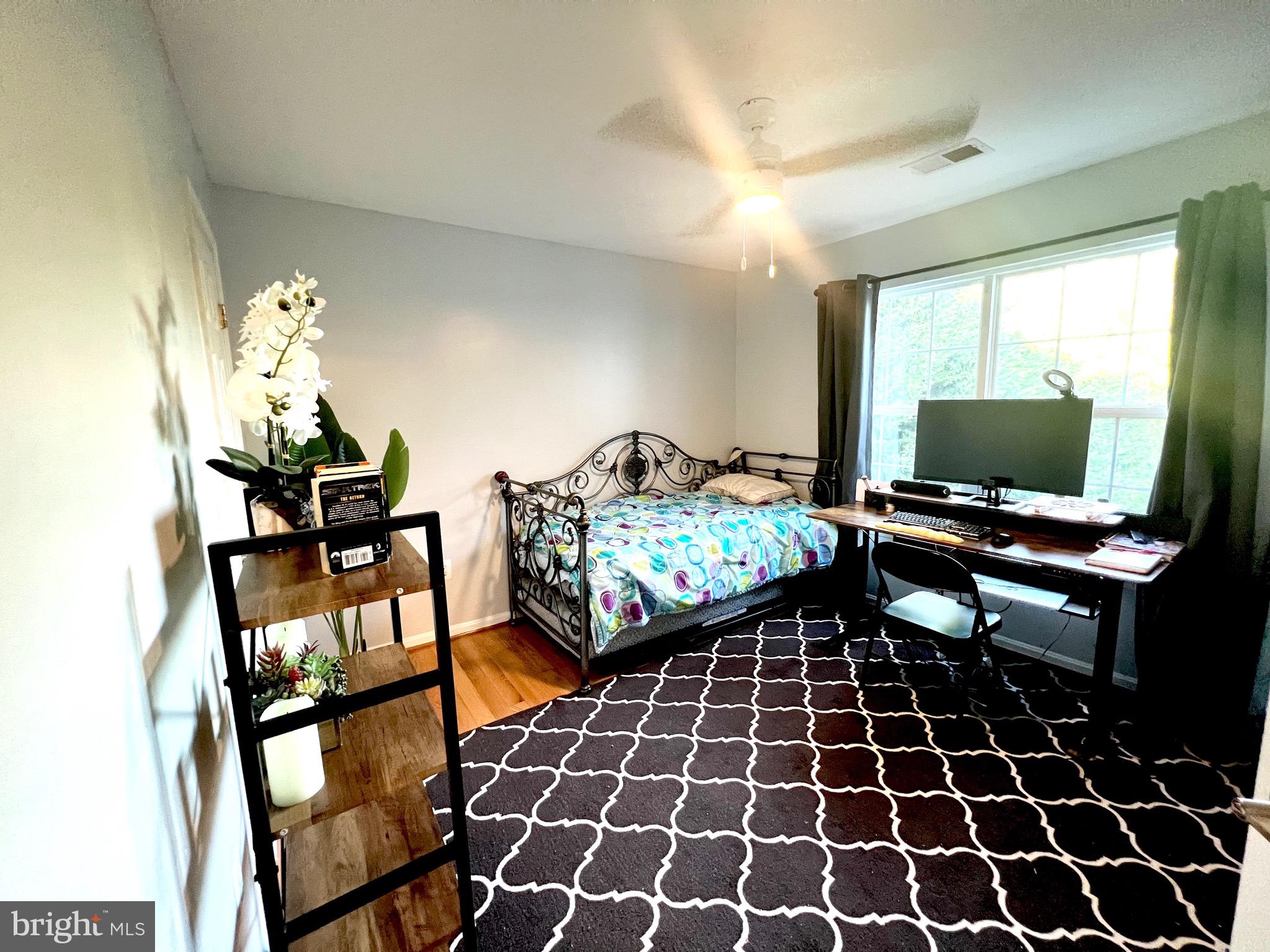 WAYSIDE VILLAGE - Residential