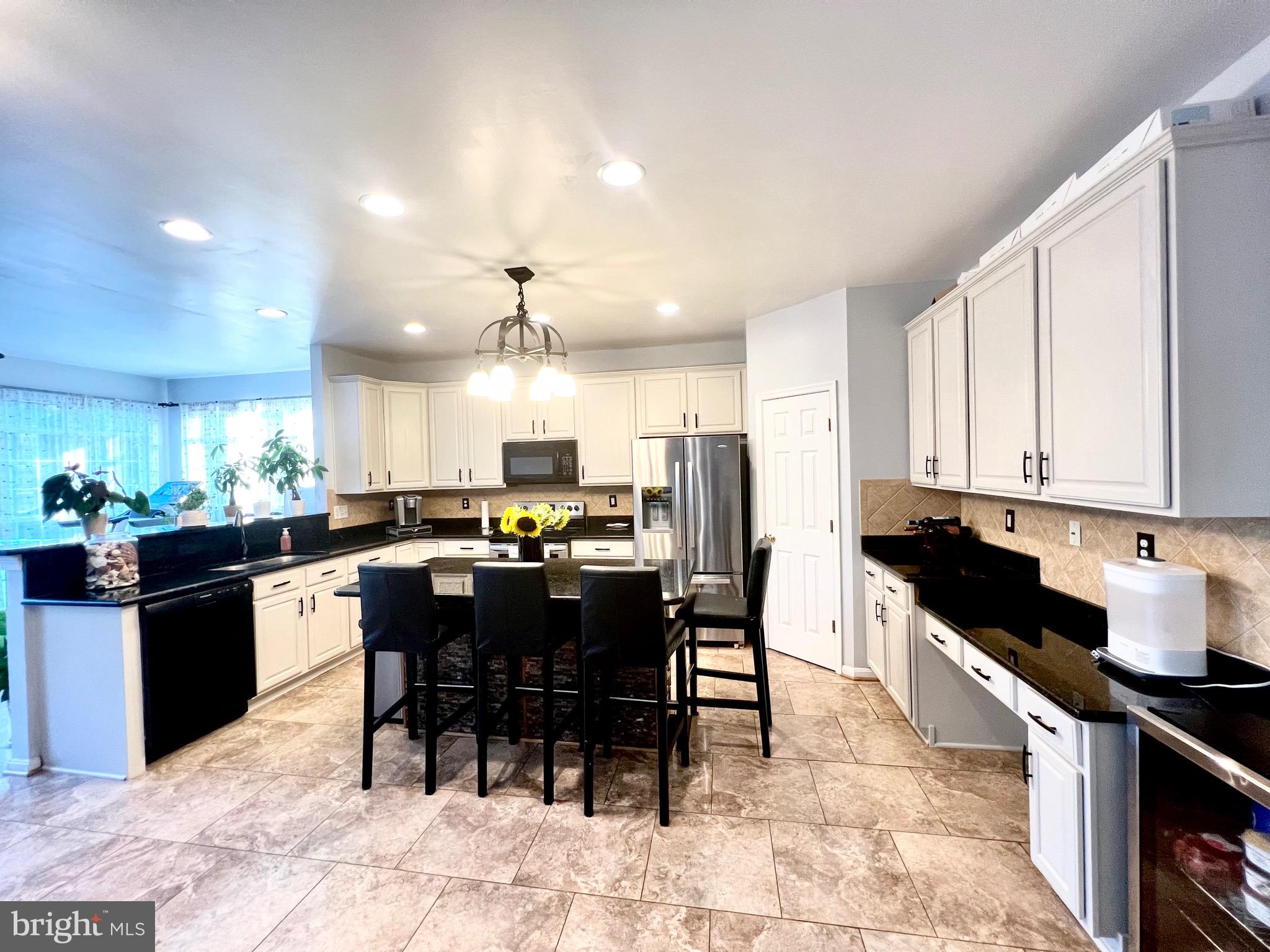 WAYSIDE VILLAGE - Residential