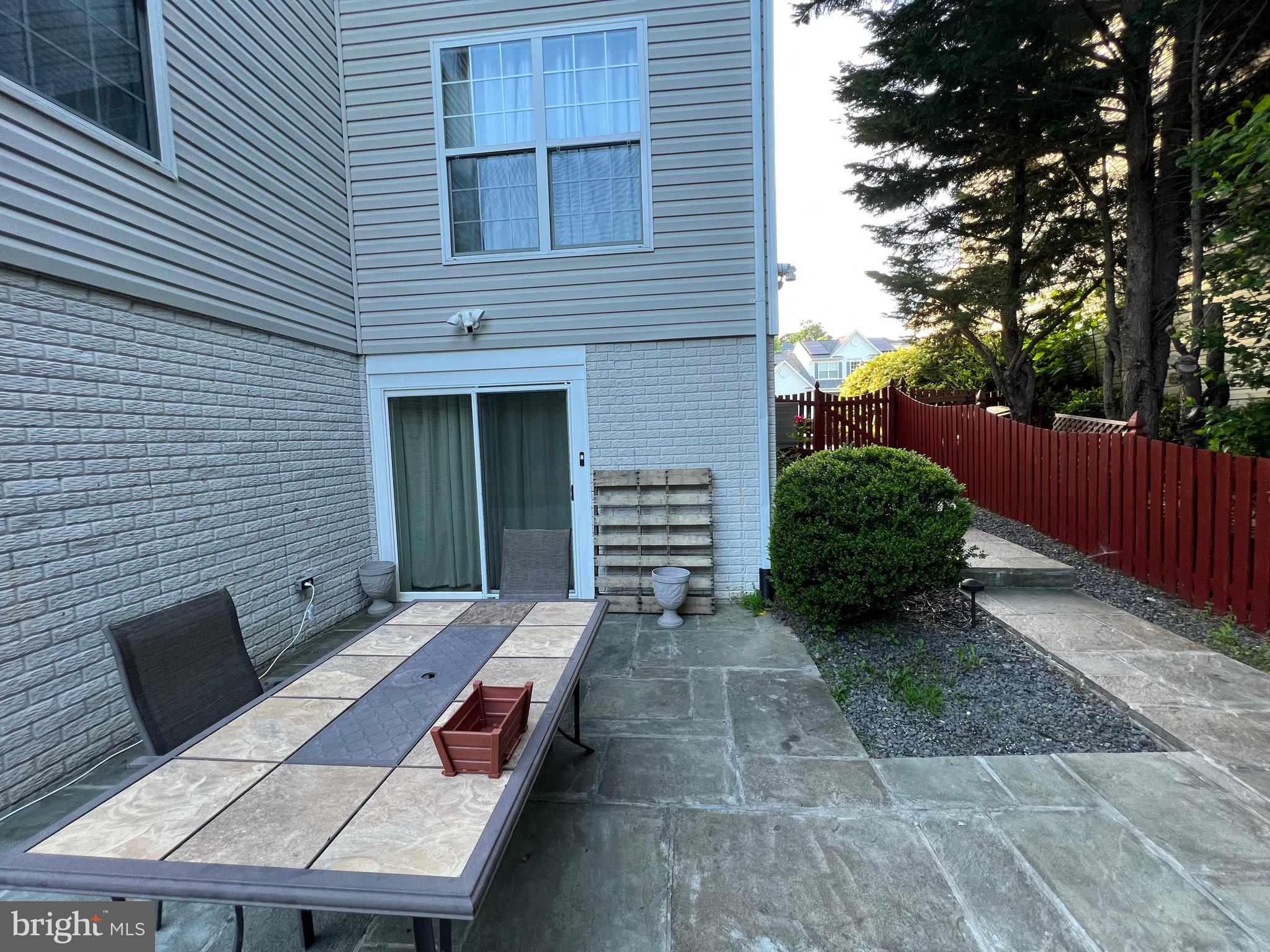 WAYSIDE VILLAGE - Residential