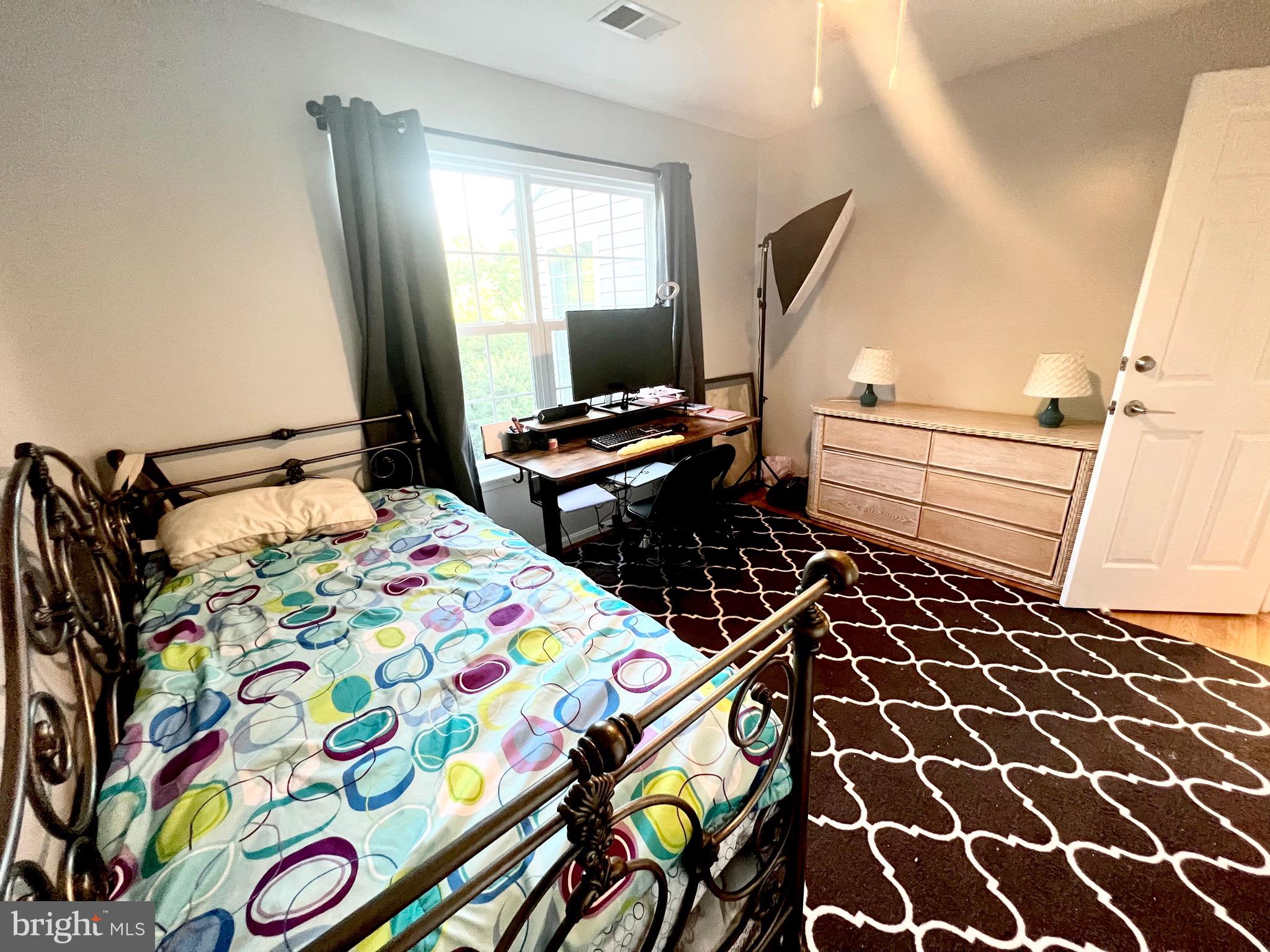 WAYSIDE VILLAGE - Residential