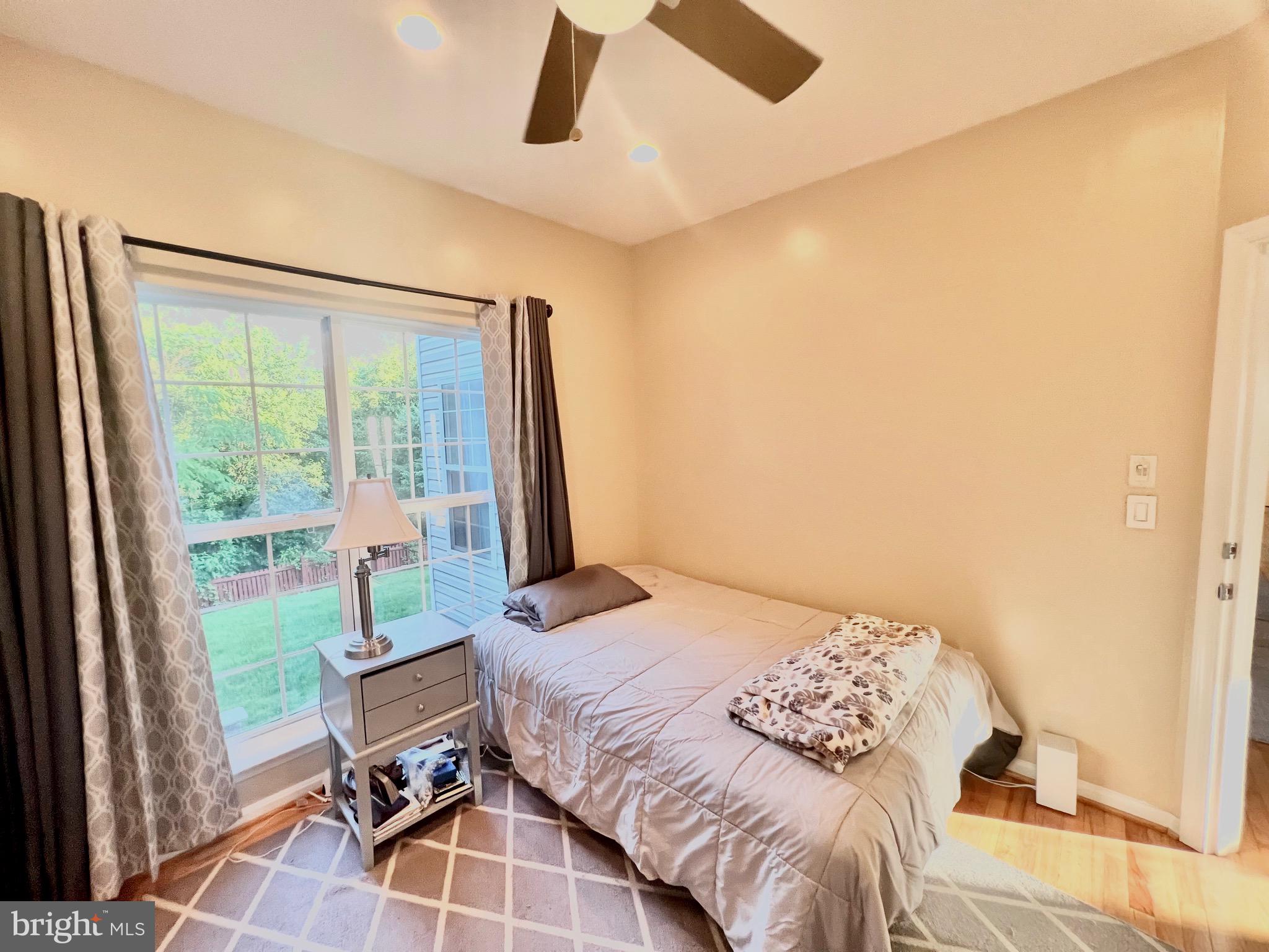 WAYSIDE VILLAGE - Residential