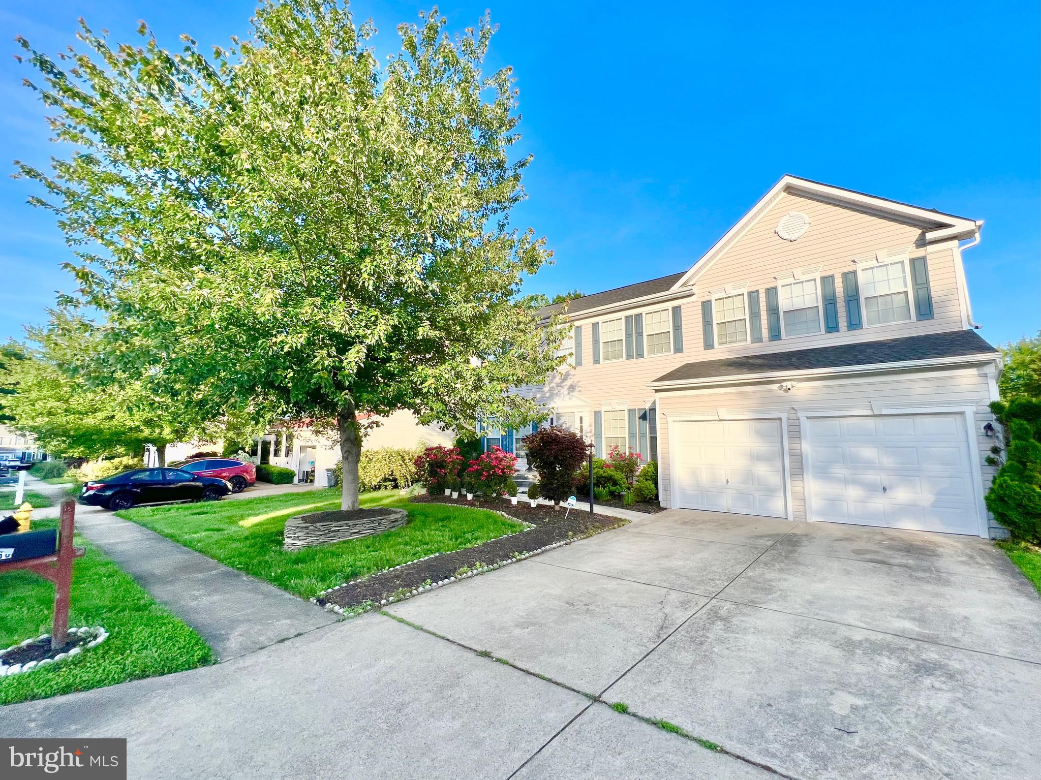 WAYSIDE VILLAGE - Residential