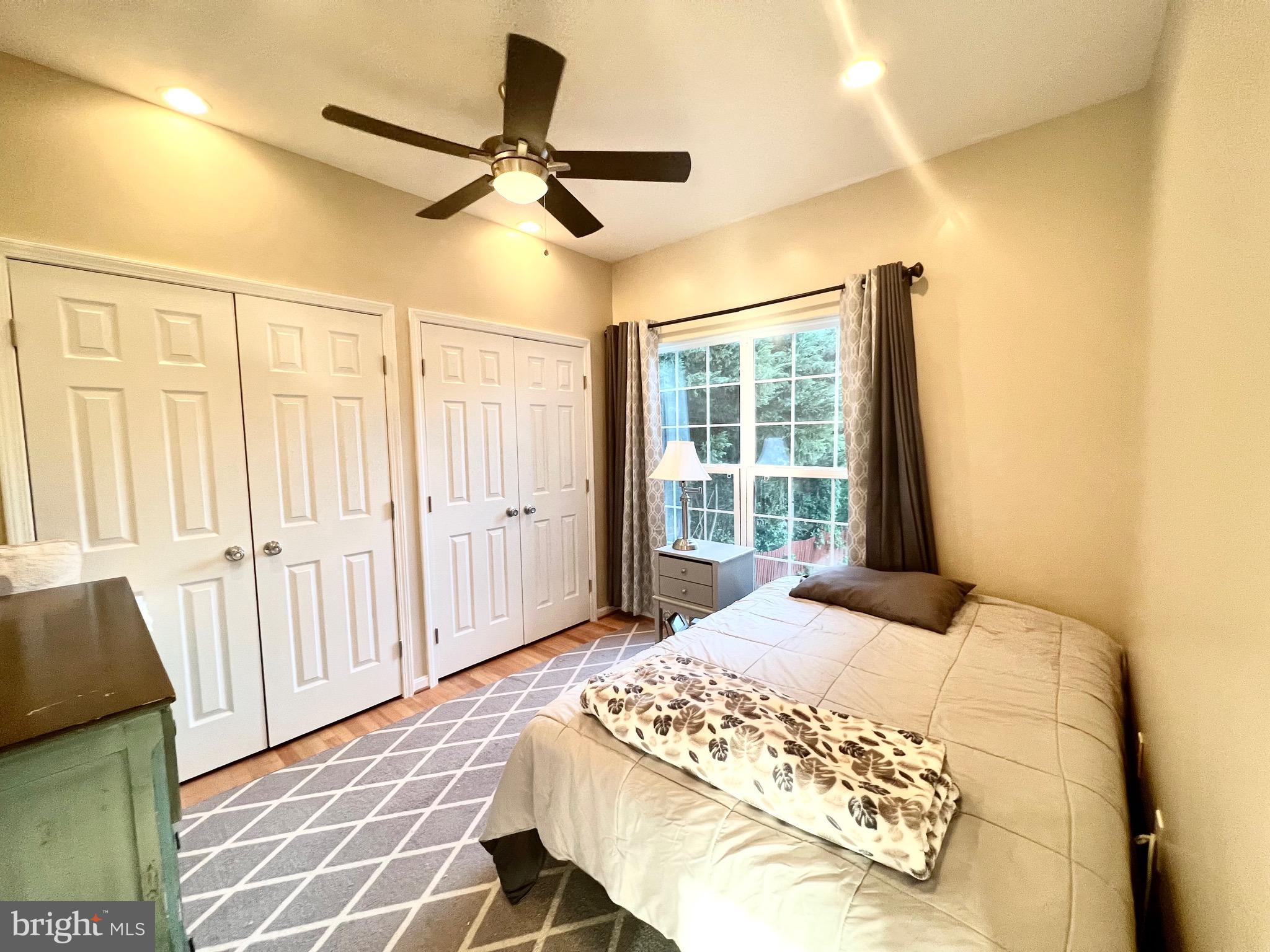 WAYSIDE VILLAGE - Residential