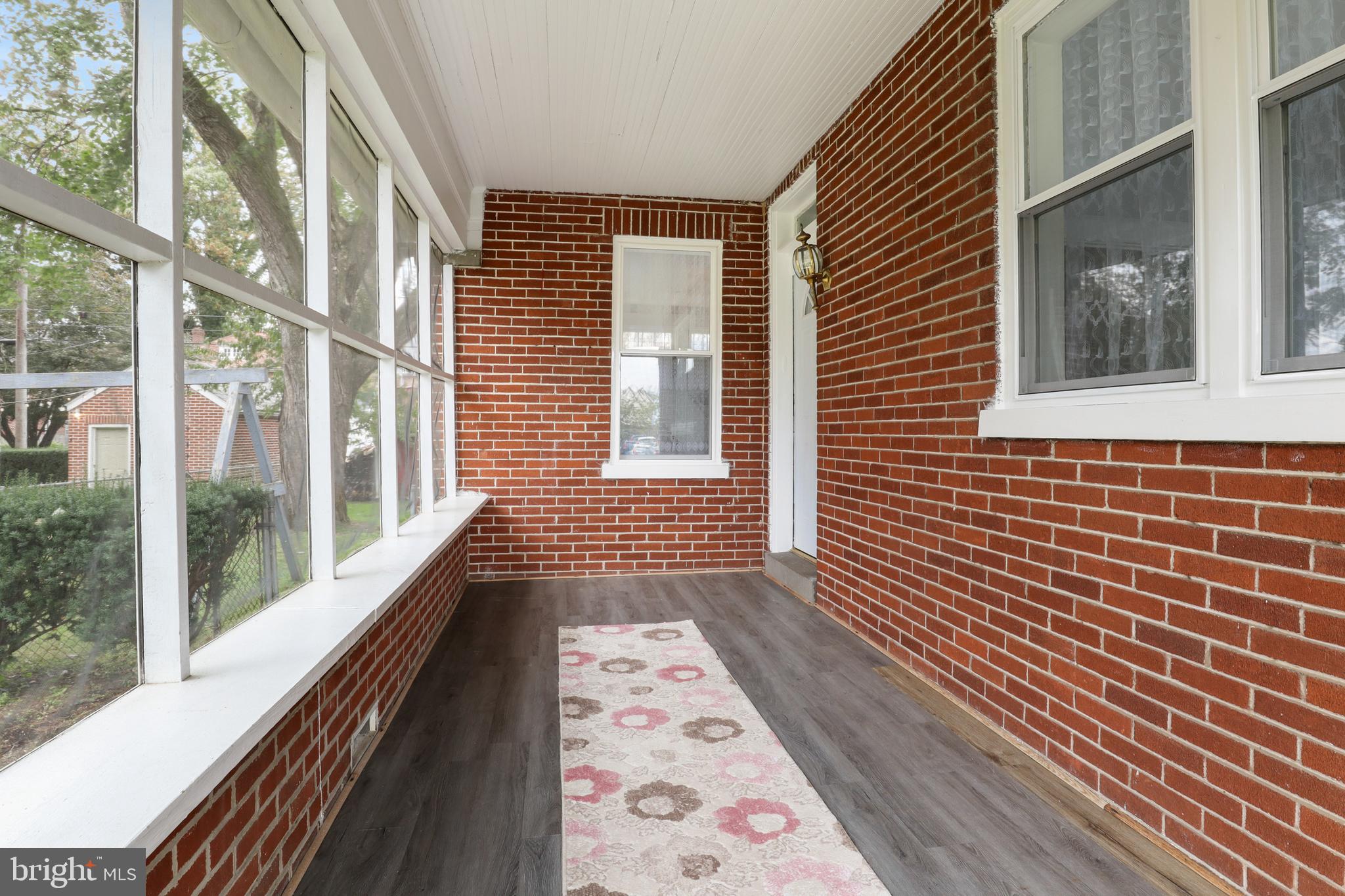 GRANDVIEW HEIGHTS - Residential