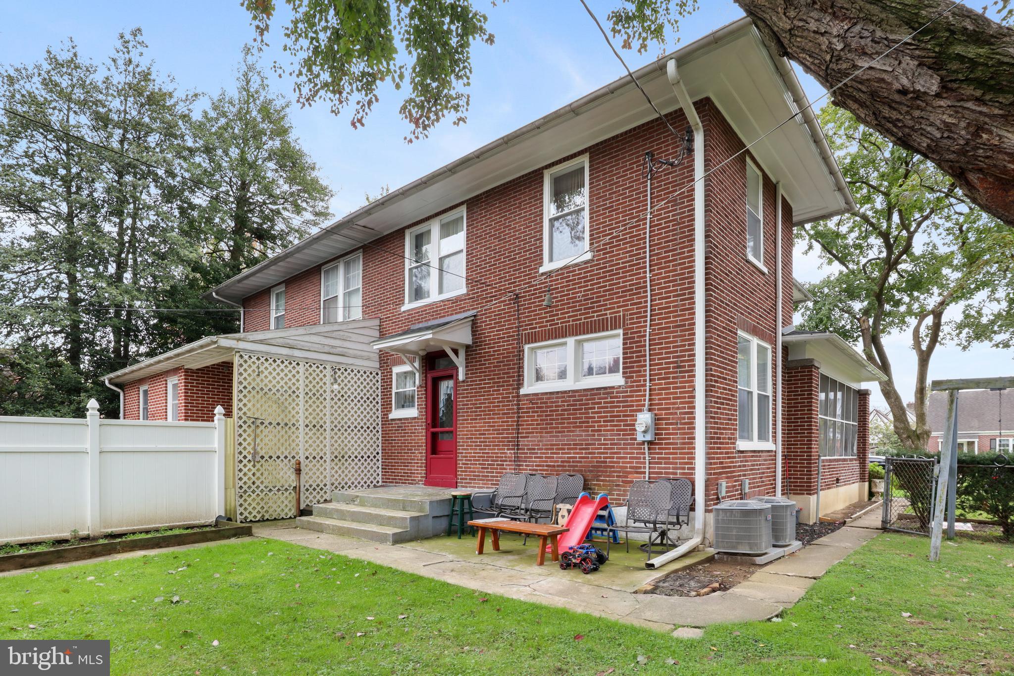 GRANDVIEW HEIGHTS - Residential