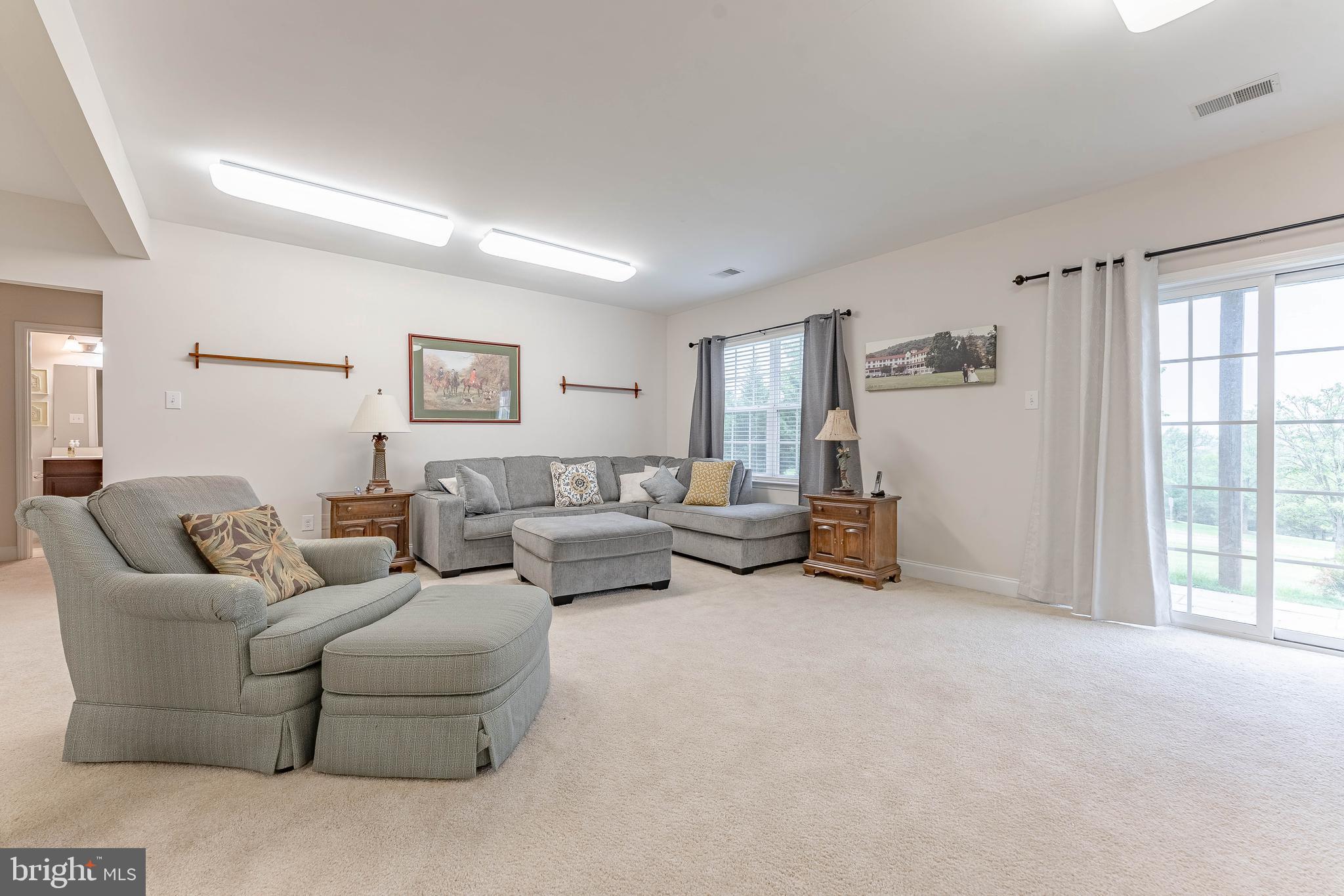 VILLAGES AT HILLVIEW - Residential