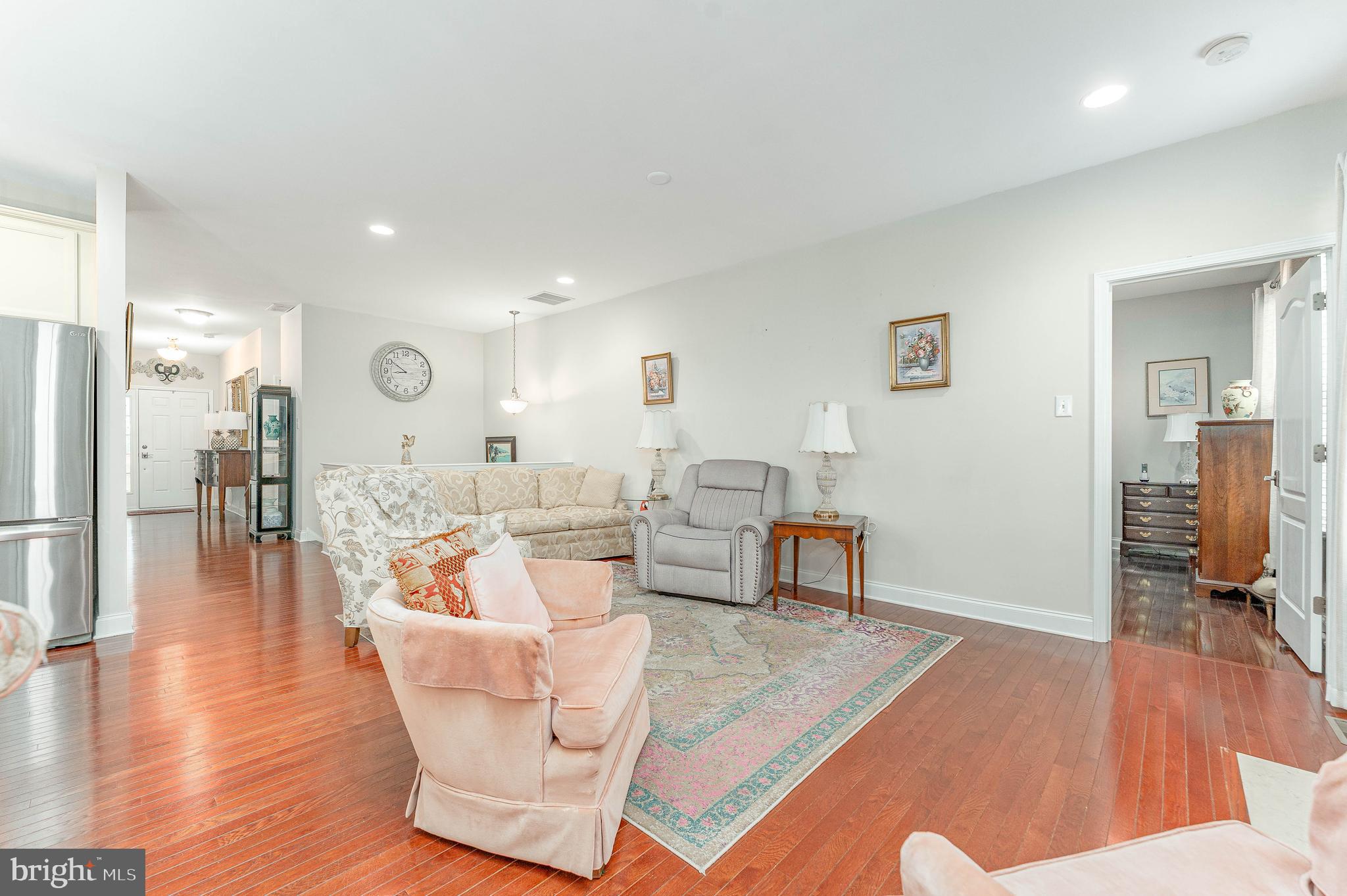 VILLAGES AT HILLVIEW - Residential