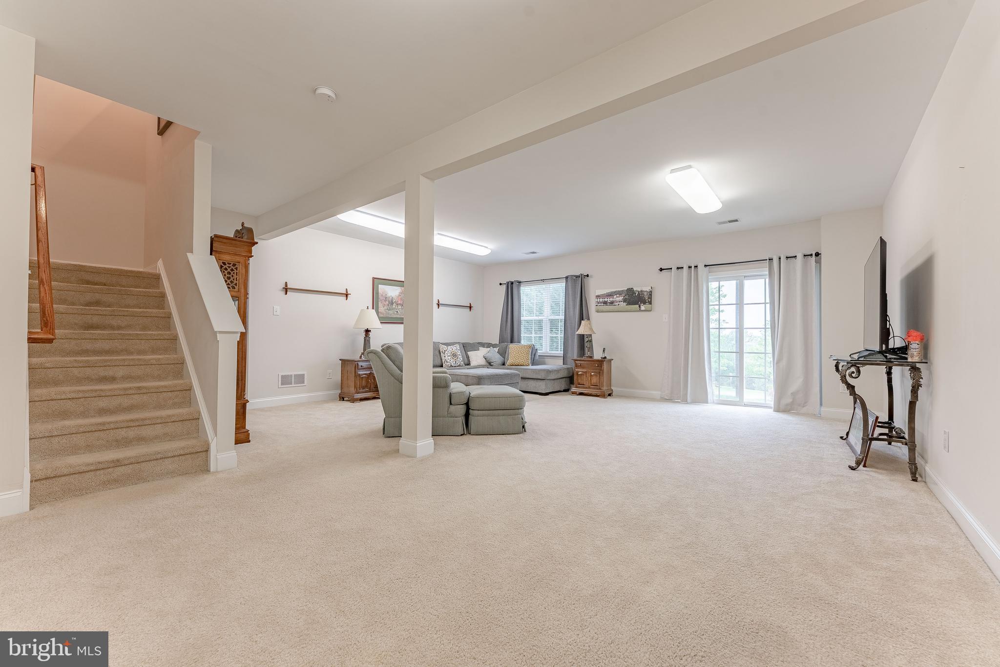 VILLAGES AT HILLVIEW - Residential