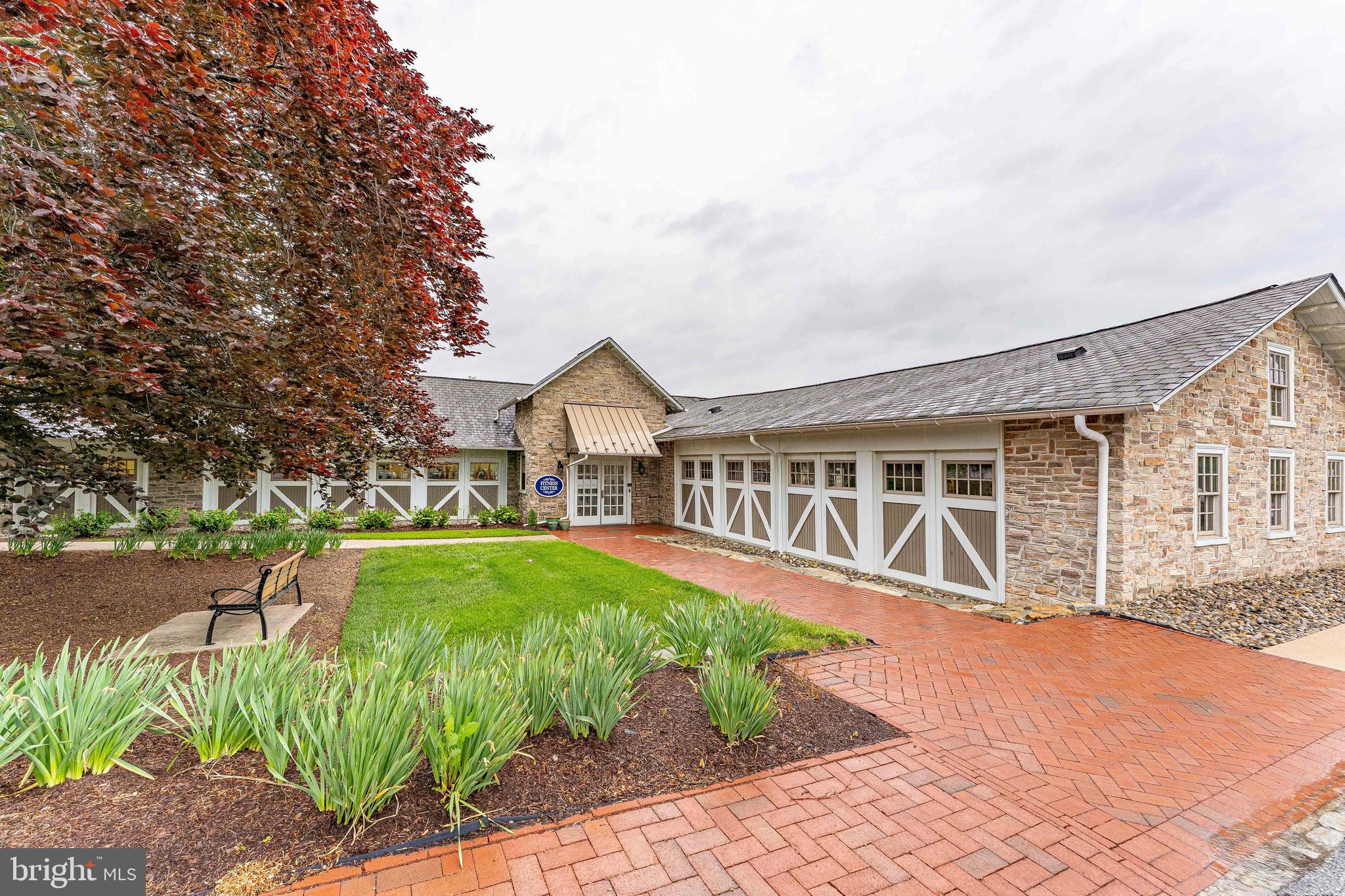 VILLAGES AT HILLVIEW - Residential